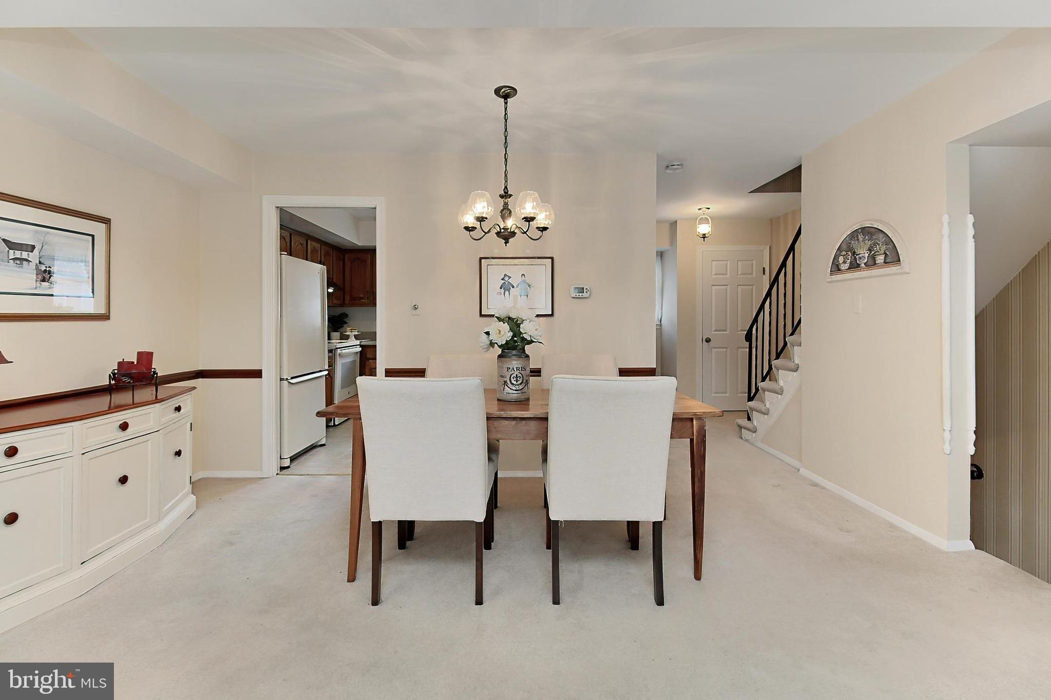 CARDINAL SQUARE - Residential