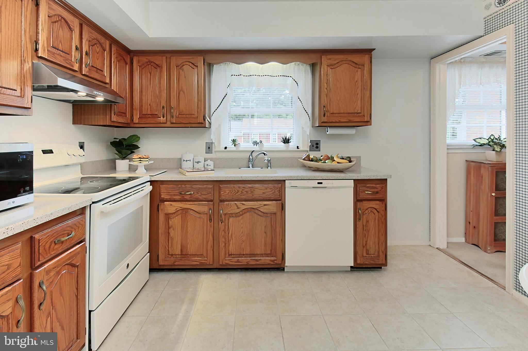 CARDINAL SQUARE - Residential