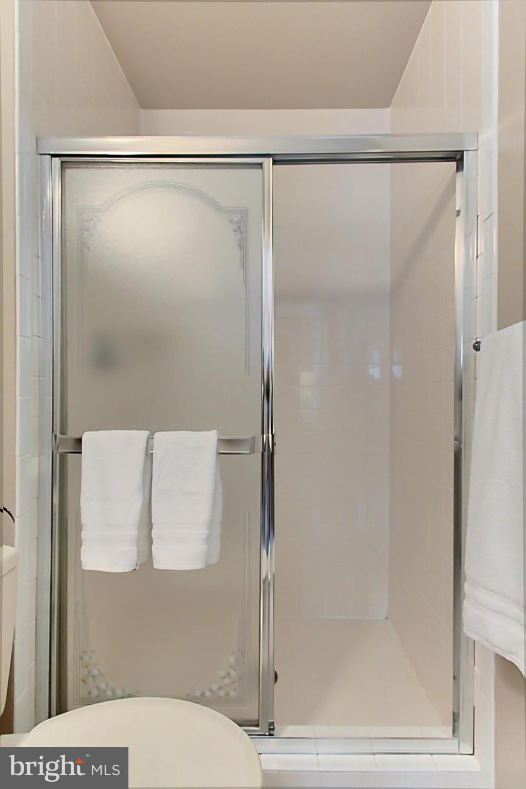 CARDINAL SQUARE - Residential