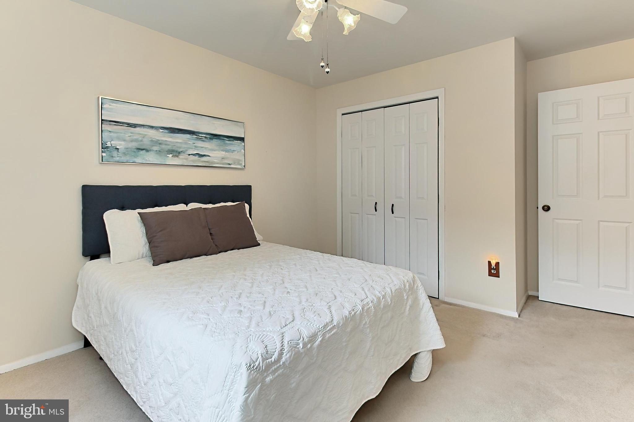 CARDINAL SQUARE - Residential