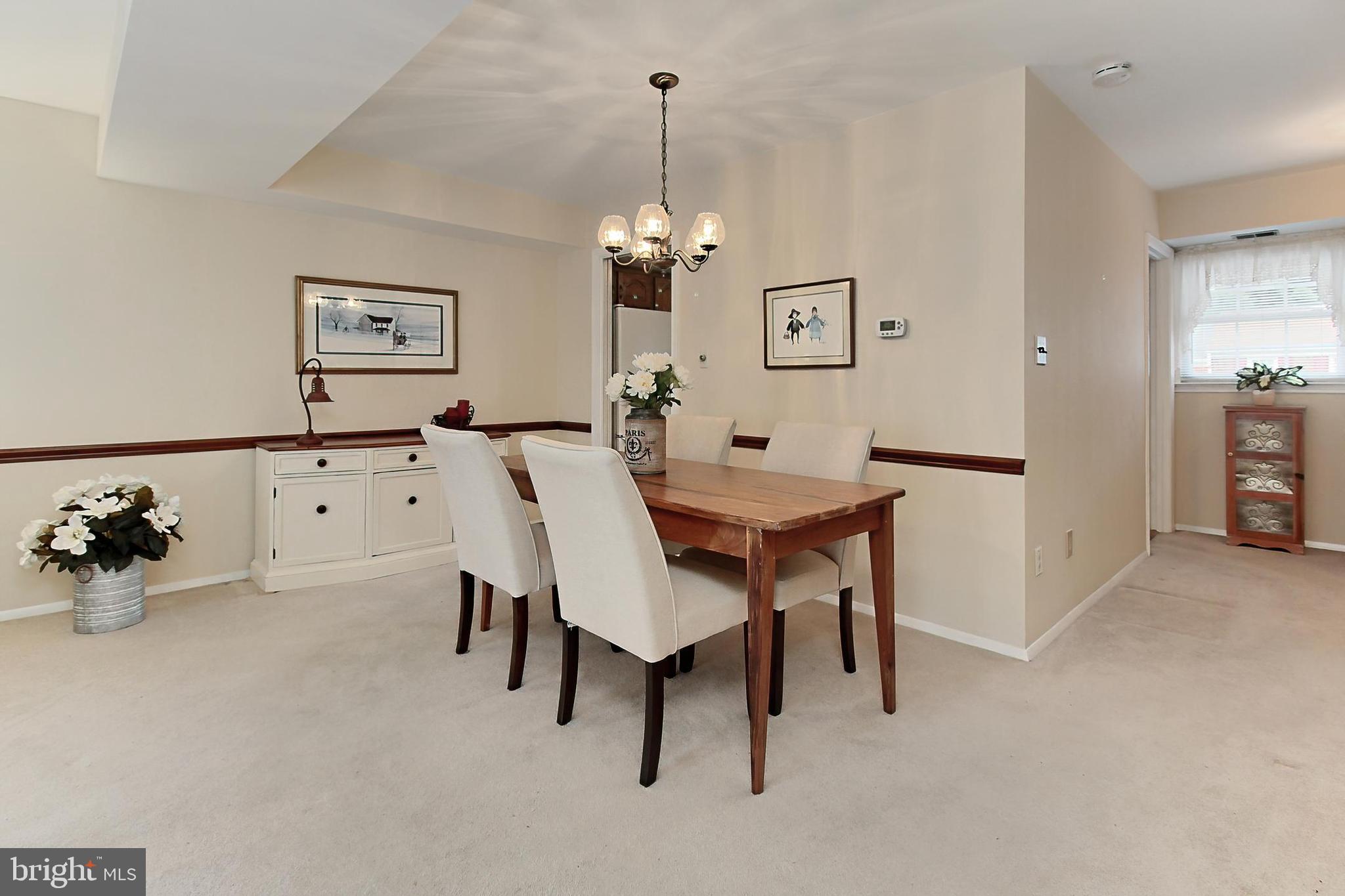 CARDINAL SQUARE - Residential