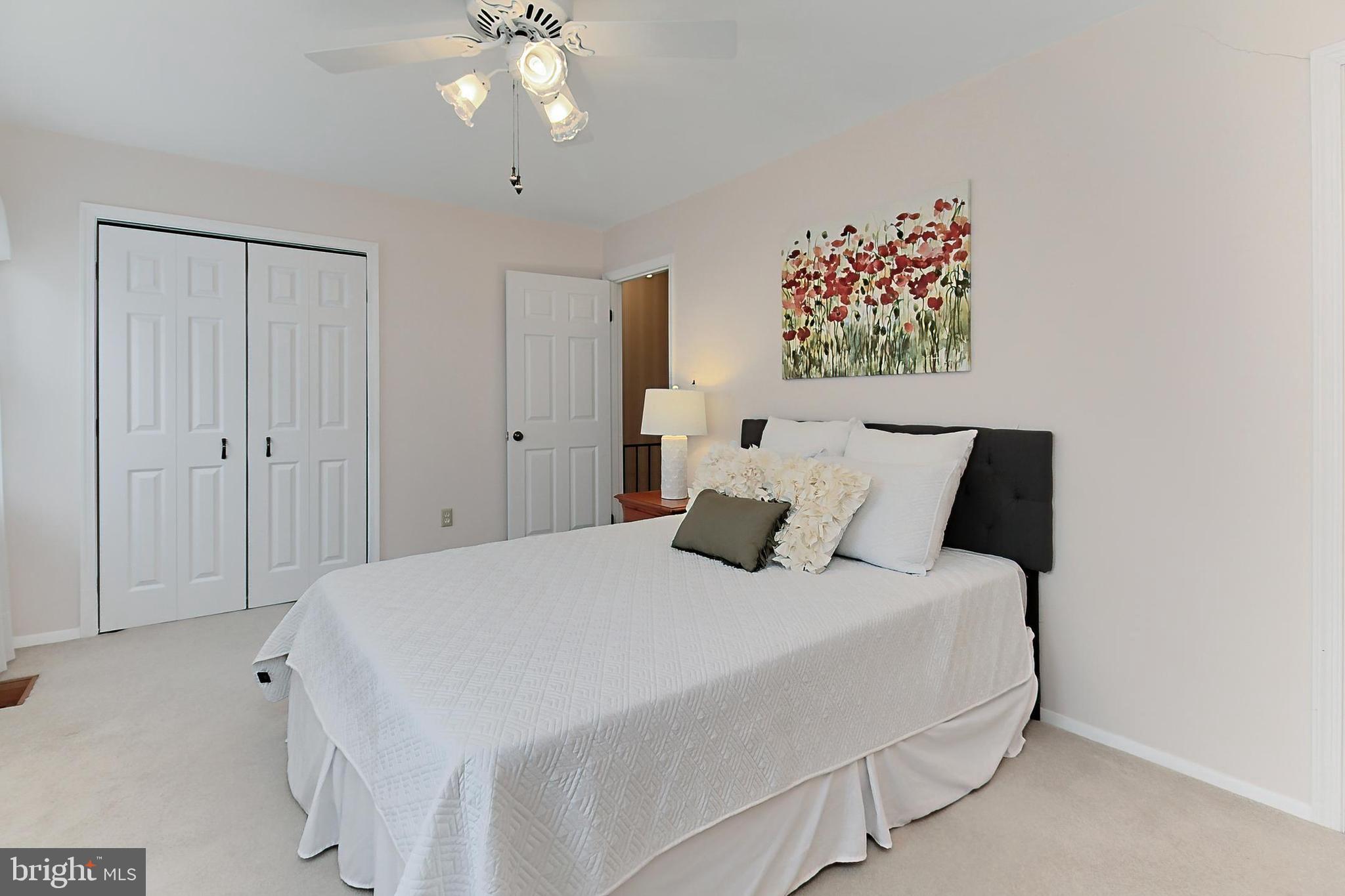 CARDINAL SQUARE - Residential