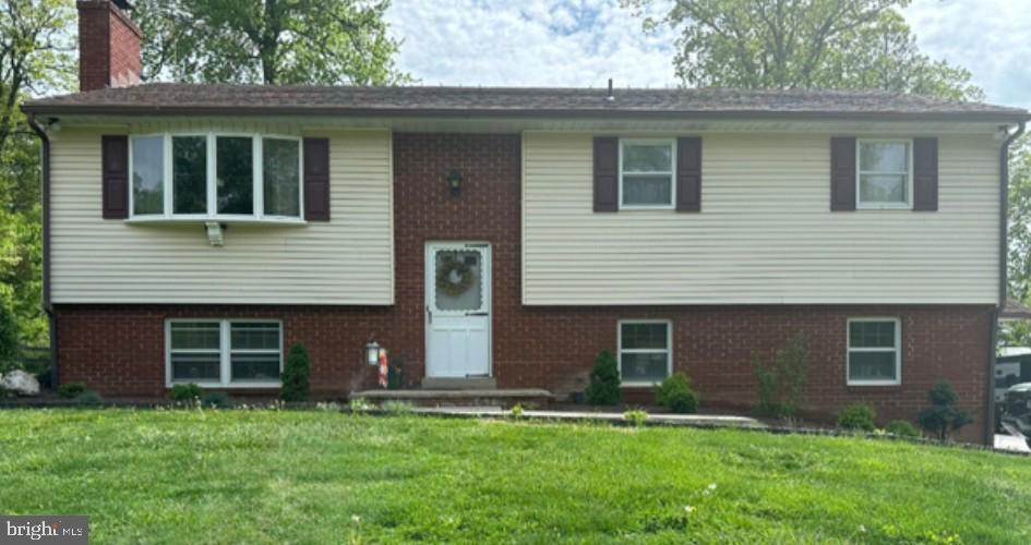 THIS PROPERTY WILL BE SOLD AT AUCTION ON Saturday September 27 @ 12 Noon. THE LISTING PRICE IS A SUGGESTED OPENING BID AND NOT INDICATIVE OF THE FINAL SALE PRICE.
Bi-Level house on 1.27 Acre Country Lot
Welcome! This is a great property for your family with a move-in ready home, large 1.27 acre, fenced and gated yard w/ pasture. Located on a quiet road just west of town, this property is convenience to stores and main roads while offering you a peaceful place to relax and enjoy with amazing farmland views to the south. This well-kept poperty is completely fenced in, including a gated, paved driveway that leads up to a large parking area and 2-car garage. The lowr level has a laundry room and large room that would make a great family room or storage space. The main floor of this low maintenance, brick and vinyl sided home includes 3 spacious bedrooms, including a primary w/ full bath that has been recently remodeled. All bedrooms have good closet space and the entire main level has newer flooring. There is a full bathroom located off the hallway which has also been remodeled. Gather in the large living room with lots of natural lighting and enjoy the warmth of the woodstove on cold winter evenings. The kitchen cabinetry has plenty of storage and ample counterspace. Spend family time around the dining room table. Step out into the snroom to relax or entertain or enjoy the large deck perfect for grilling and hoting company where you can overlook the backyard with plenty of room for a picnic. Inside the fenced yard you will find a separate pasture area w/ run-in shed great for a horse or goats, a chicken coop for the flock and raised beds in place for your flowers or vegetables. This is a fantastic property just waiting for new owners to make this "homestead" their own. This type of property is hard to find so don't miss this opportunity! Schedule an appointment today!! DONT CALL AGENT!!!
CALL AUCTIONEER for more details: Auctions by Coblentz