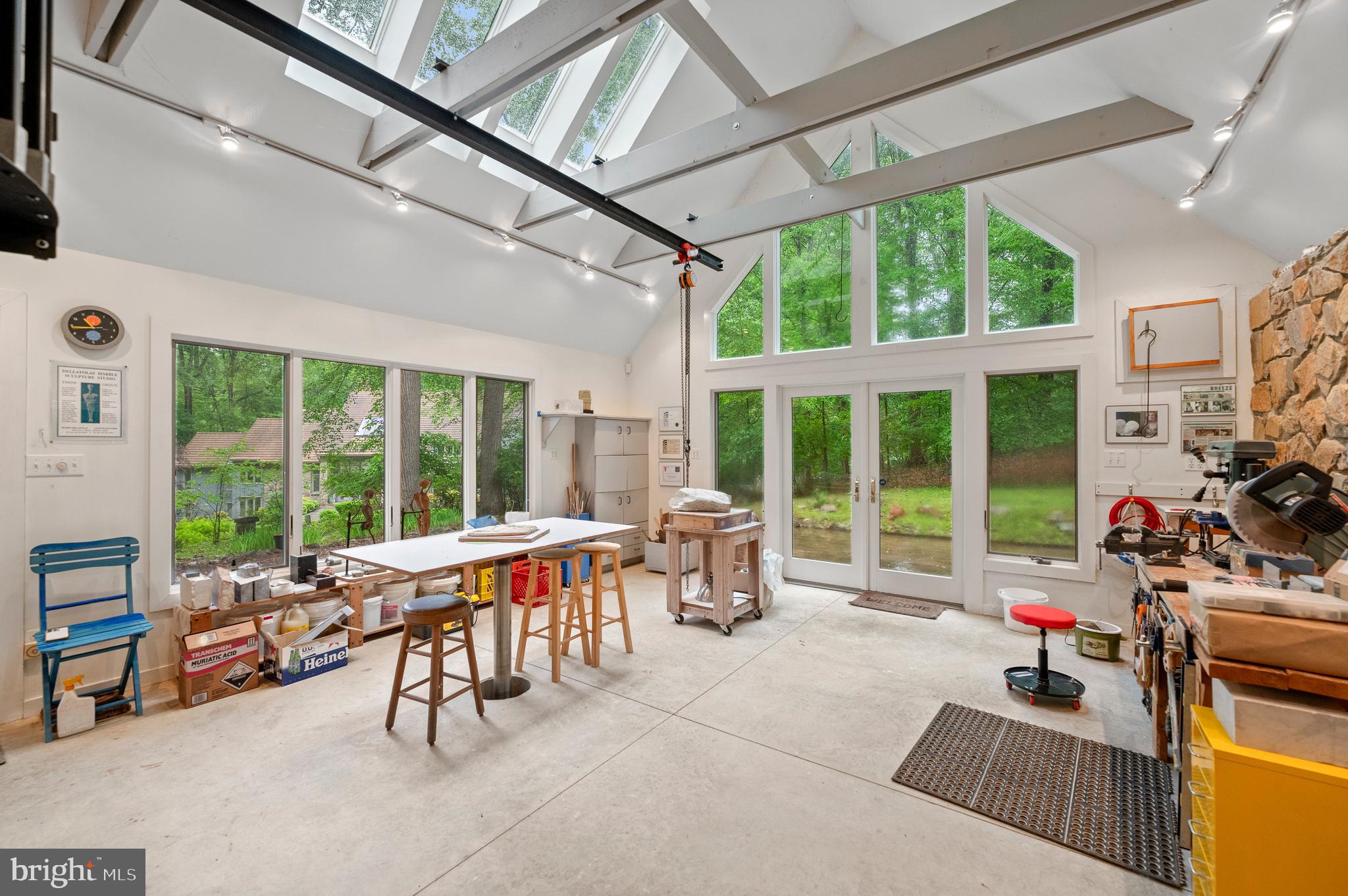 RADNOR HUNT - Residential