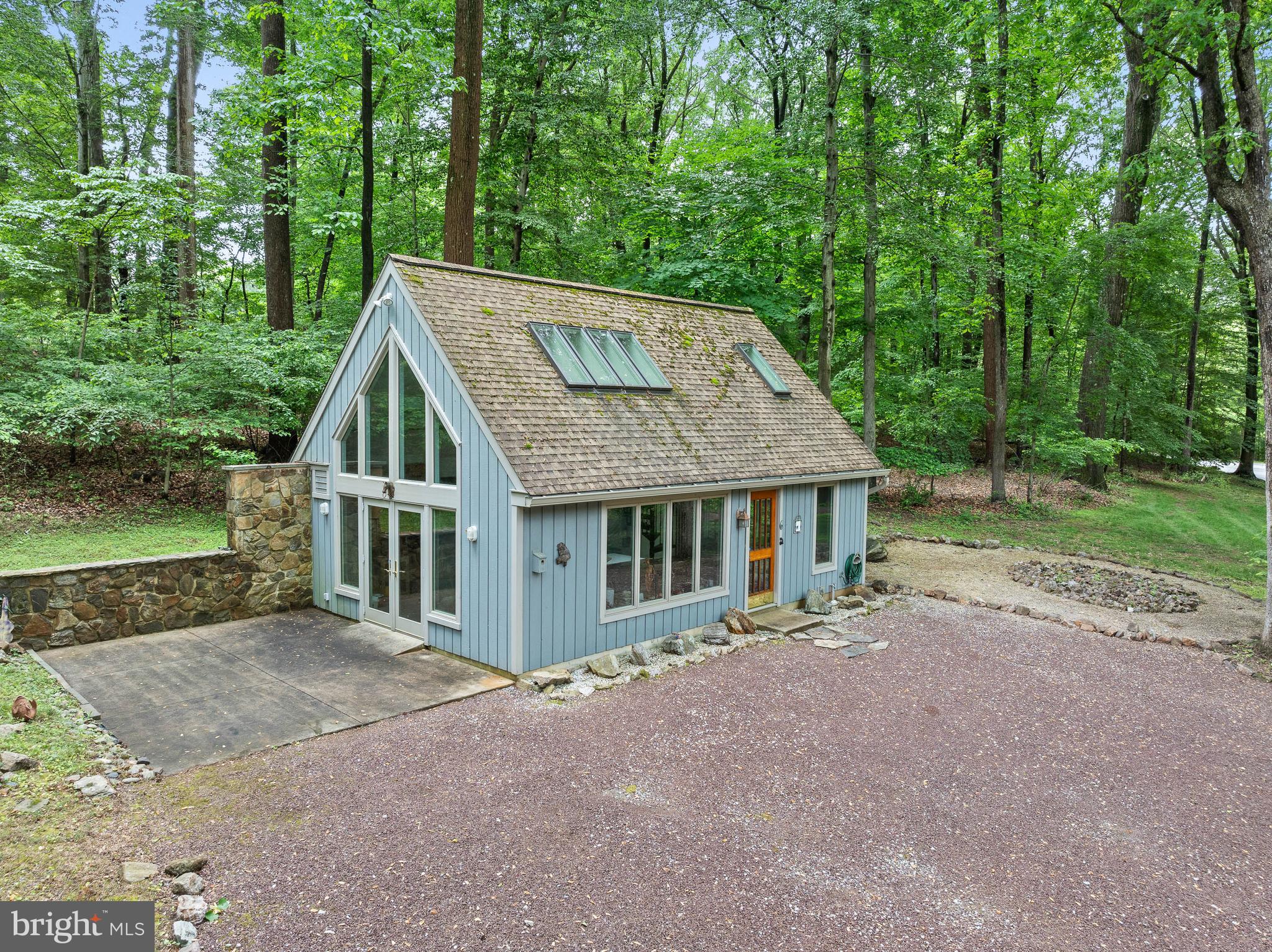 RADNOR HUNT - Residential