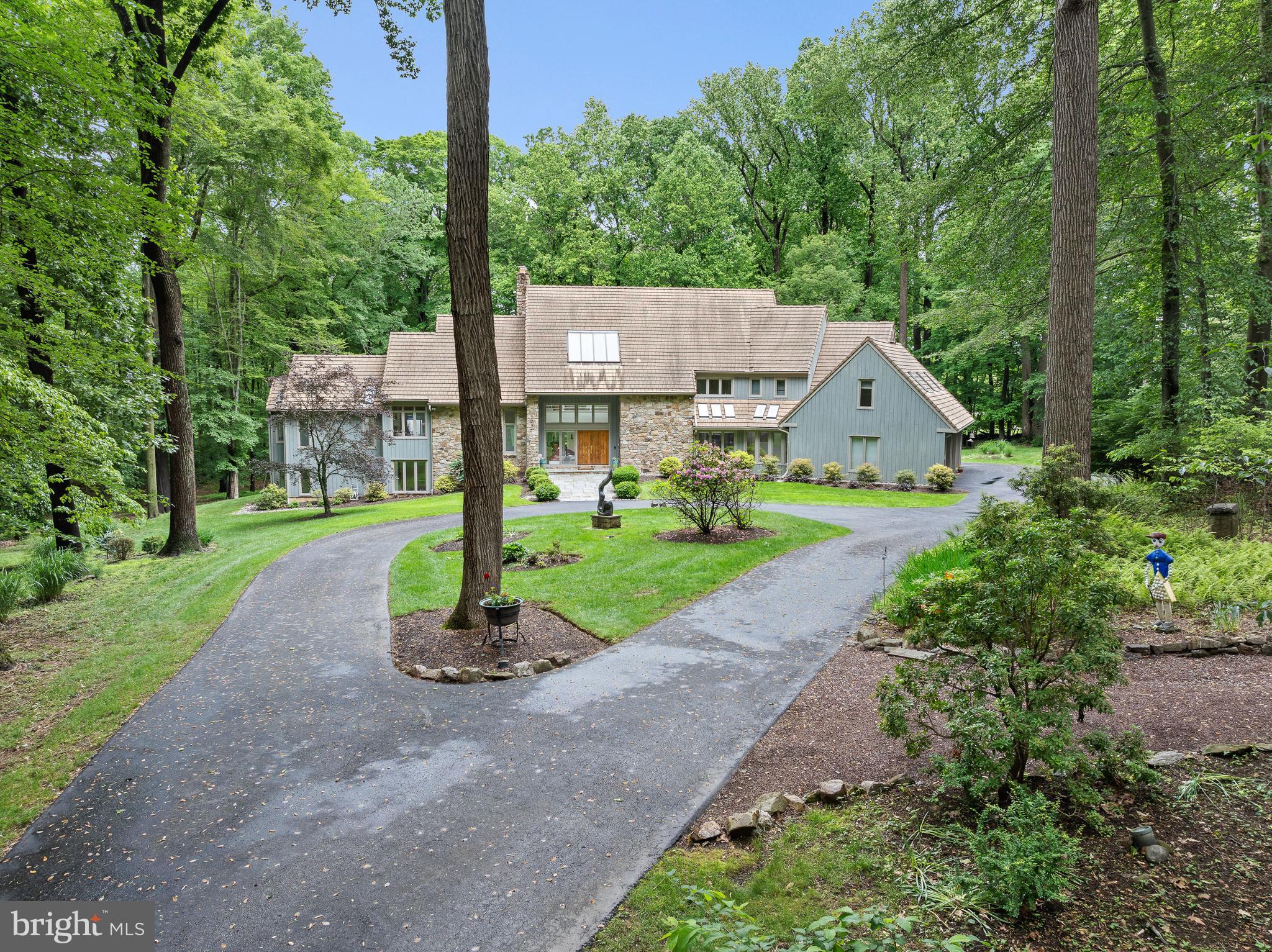 RADNOR HUNT - Residential