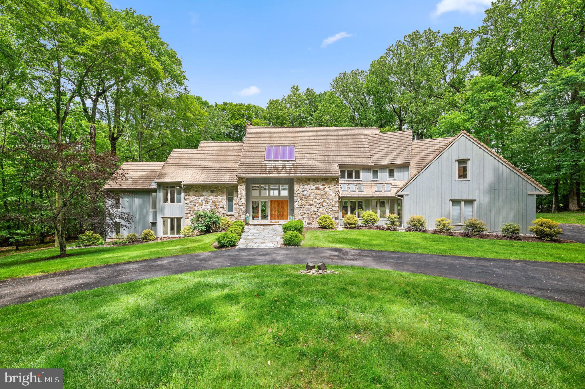 RADNOR HUNT - Residential