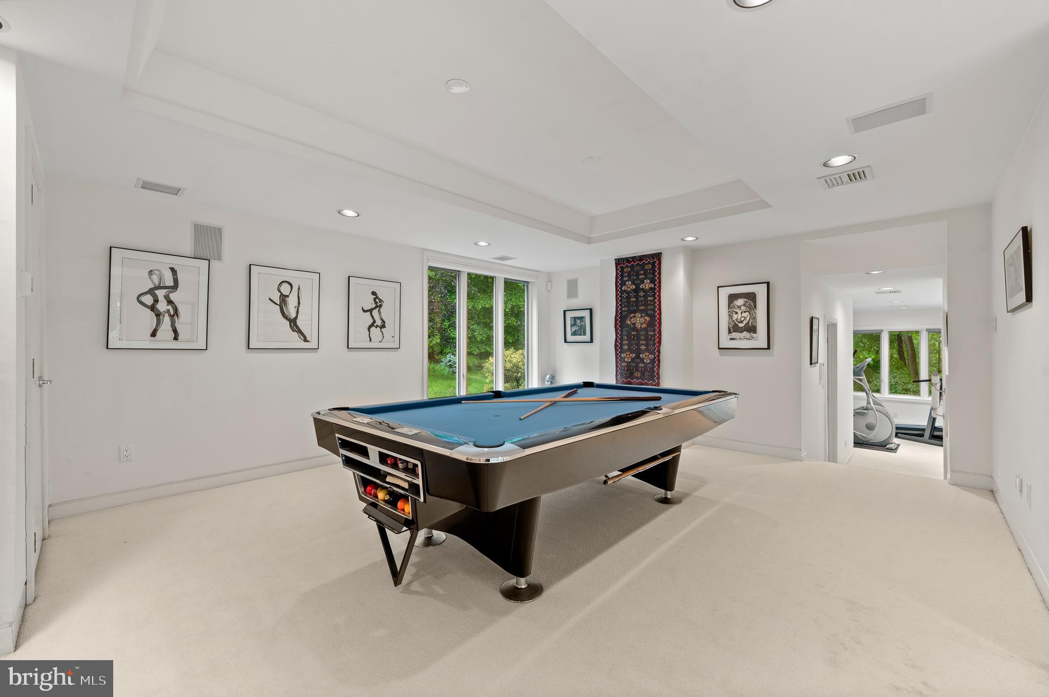 RADNOR HUNT - Residential