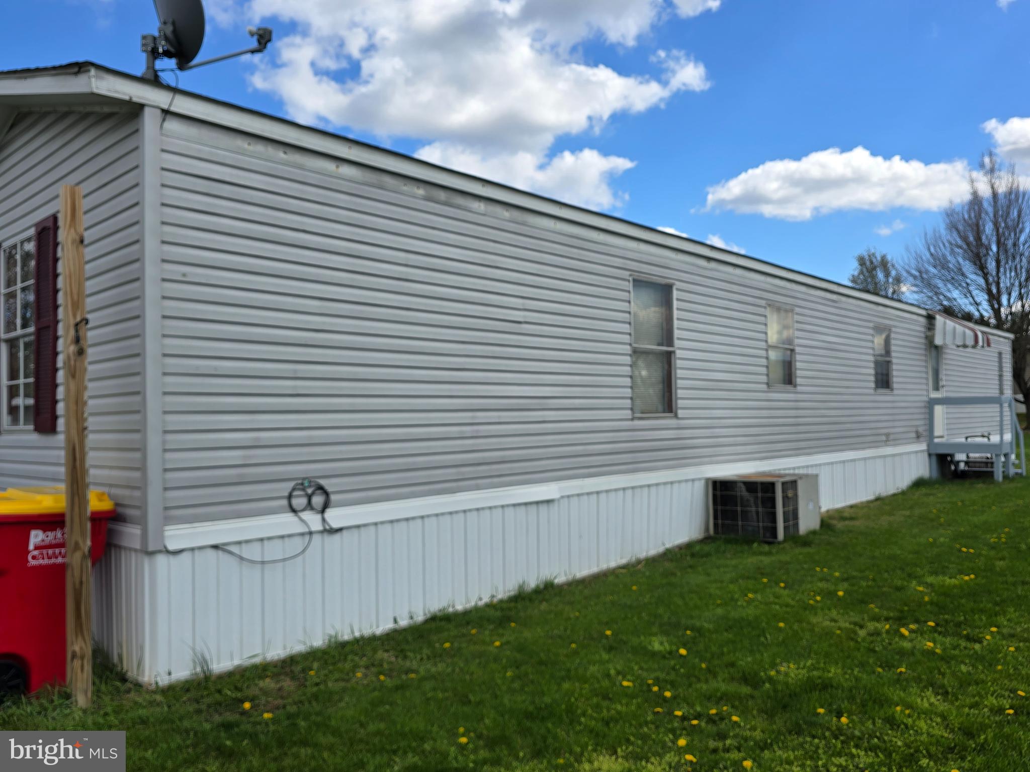 COLONIAL ESTATES MOBILE HOME PARK - Residential