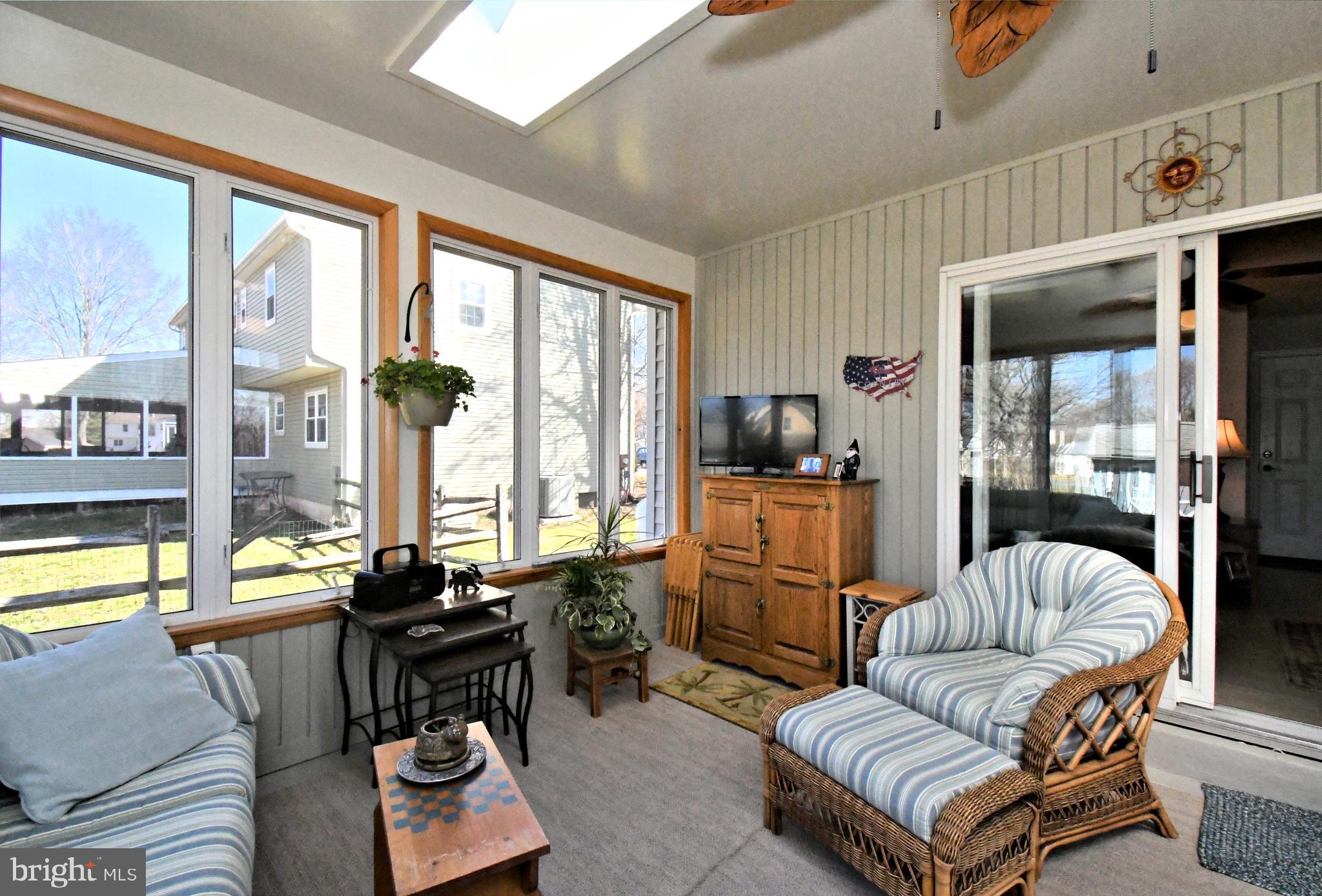 PENNFIELD MANOR - Residential