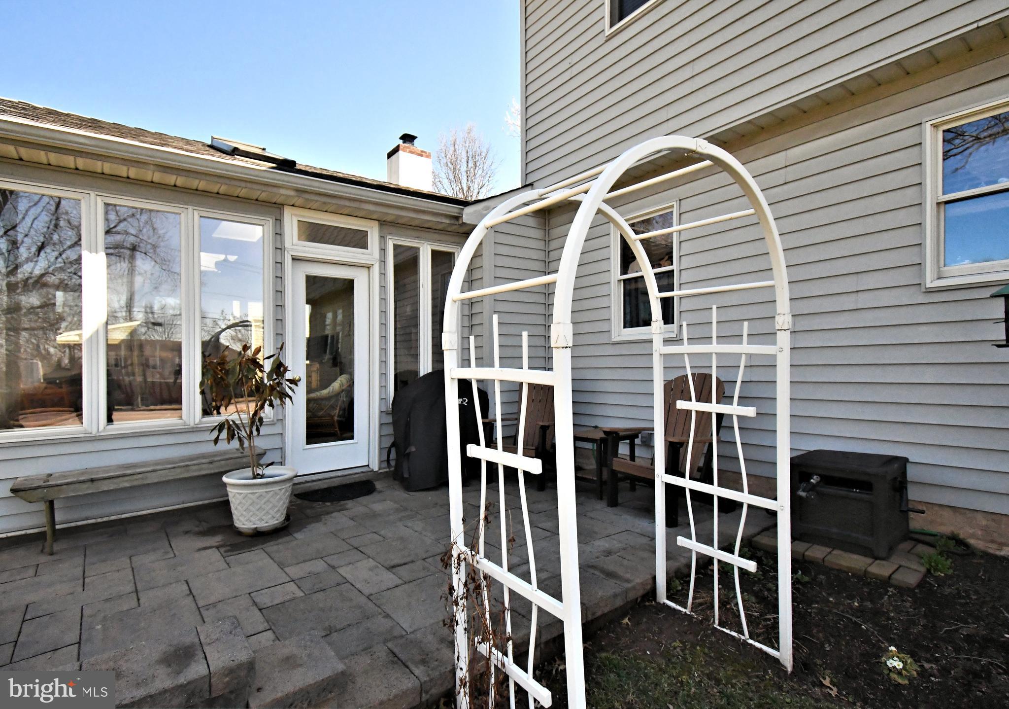 PENNFIELD MANOR - Residential