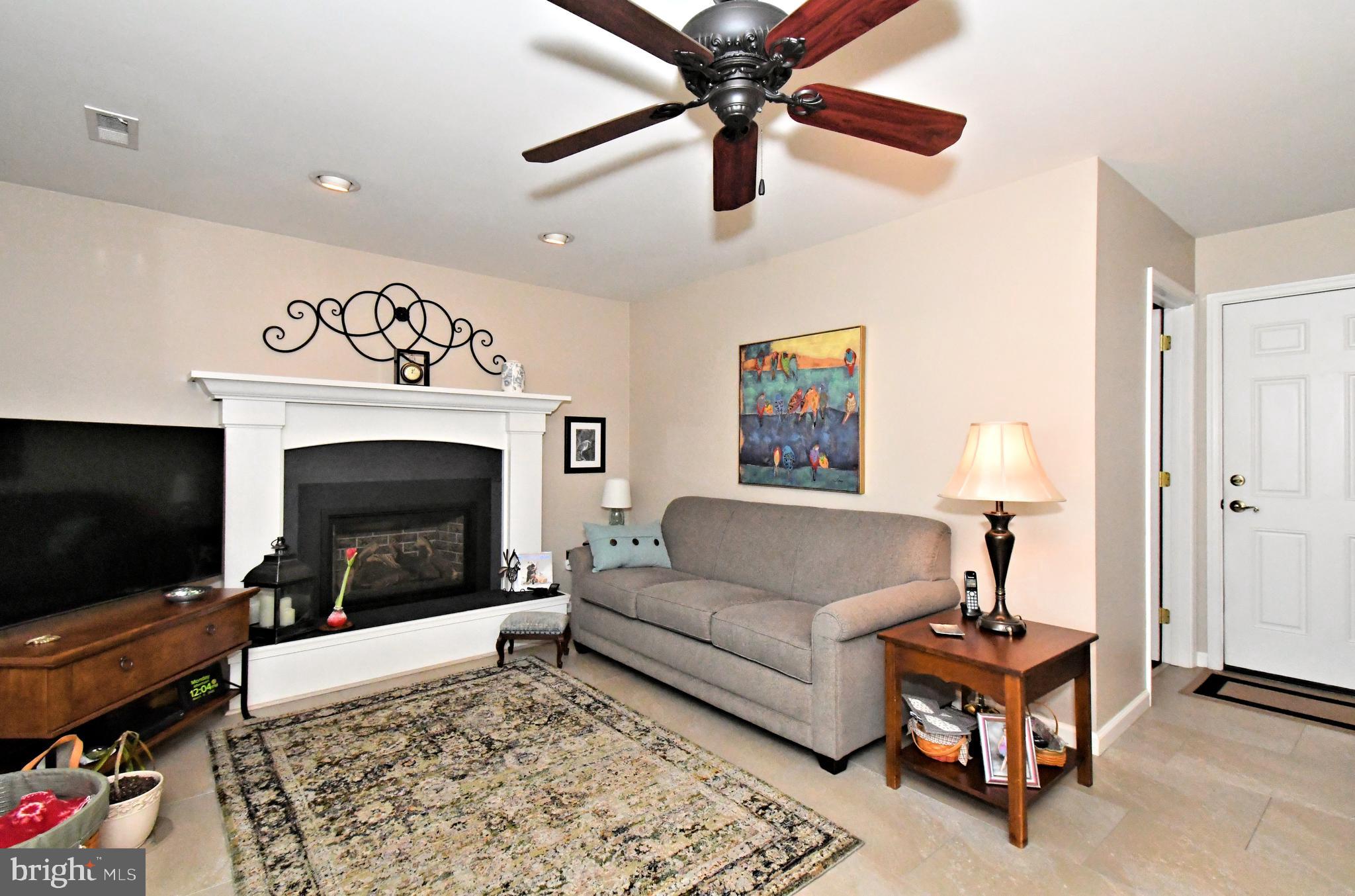 PENNFIELD MANOR - Residential