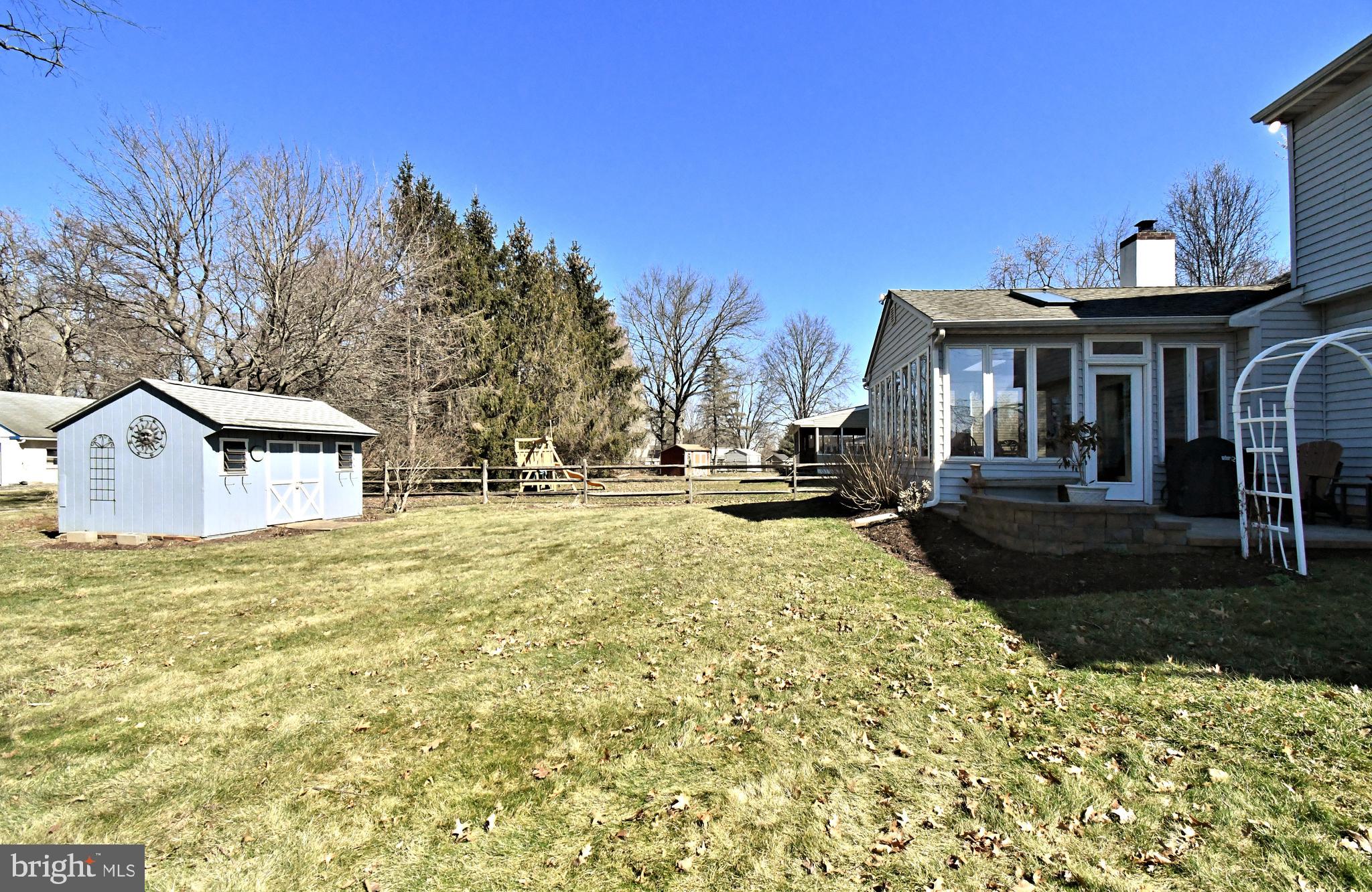 PENNFIELD MANOR - Residential