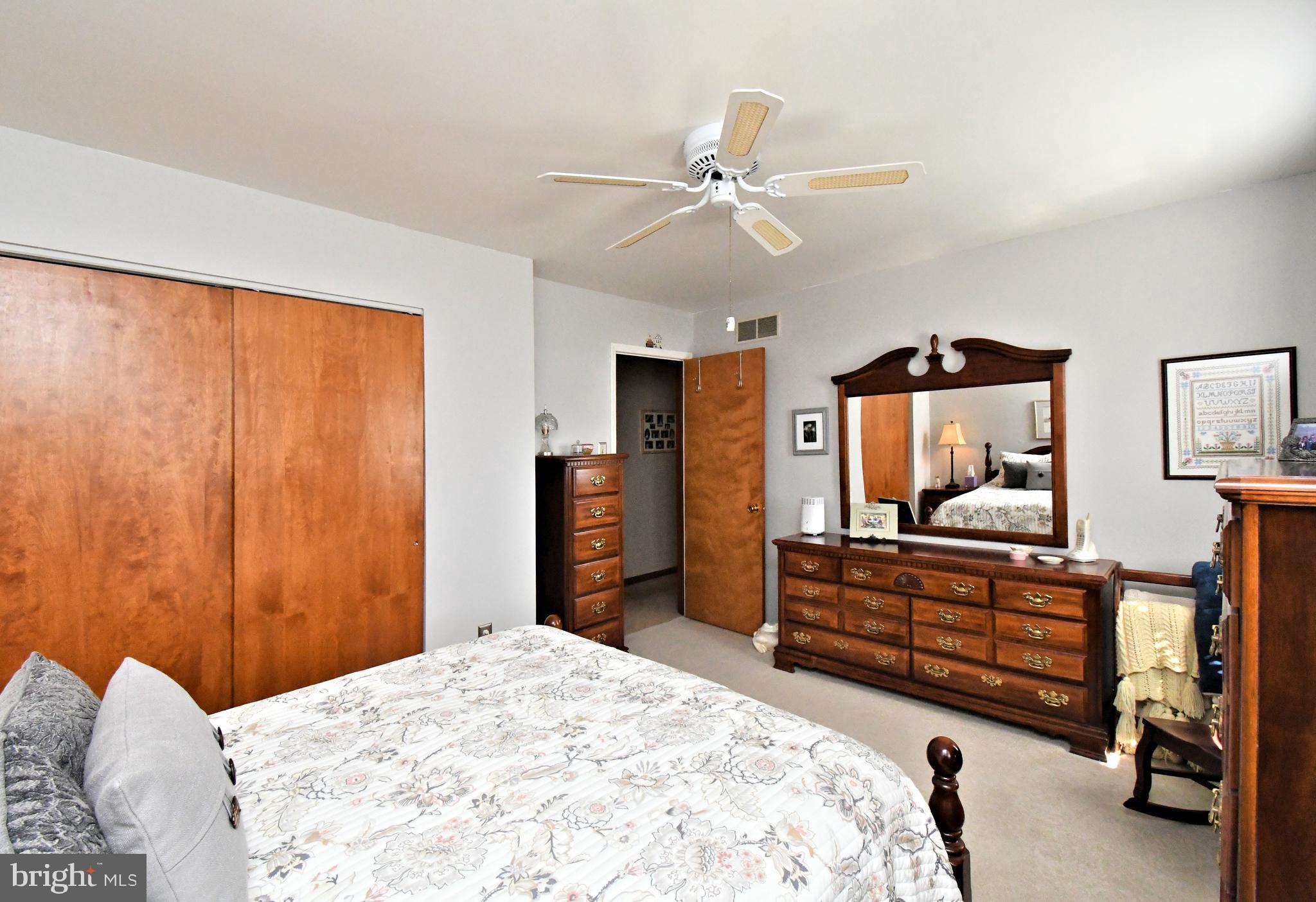 PENNFIELD MANOR - Residential