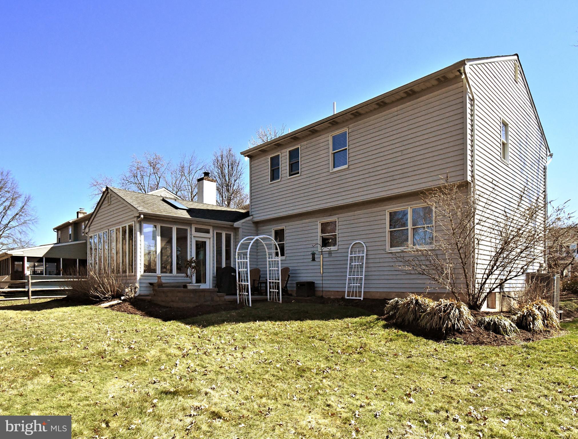 PENNFIELD MANOR - Residential