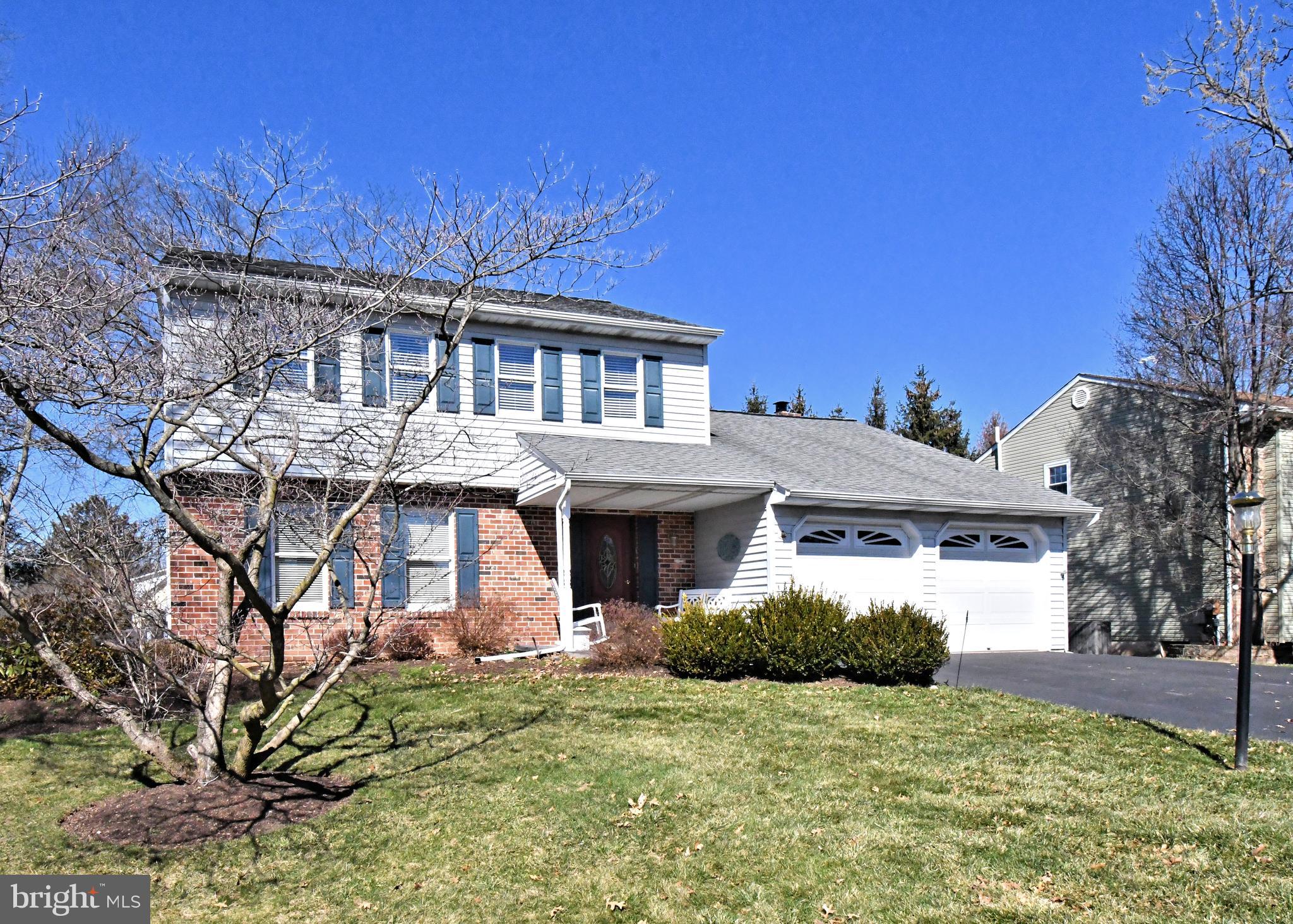 PENNFIELD MANOR - Residential