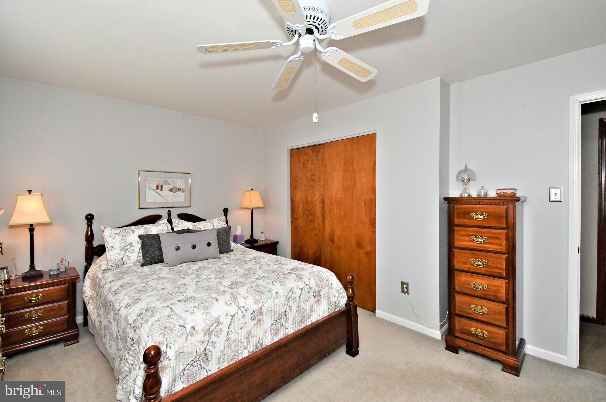 PENNFIELD MANOR - Residential