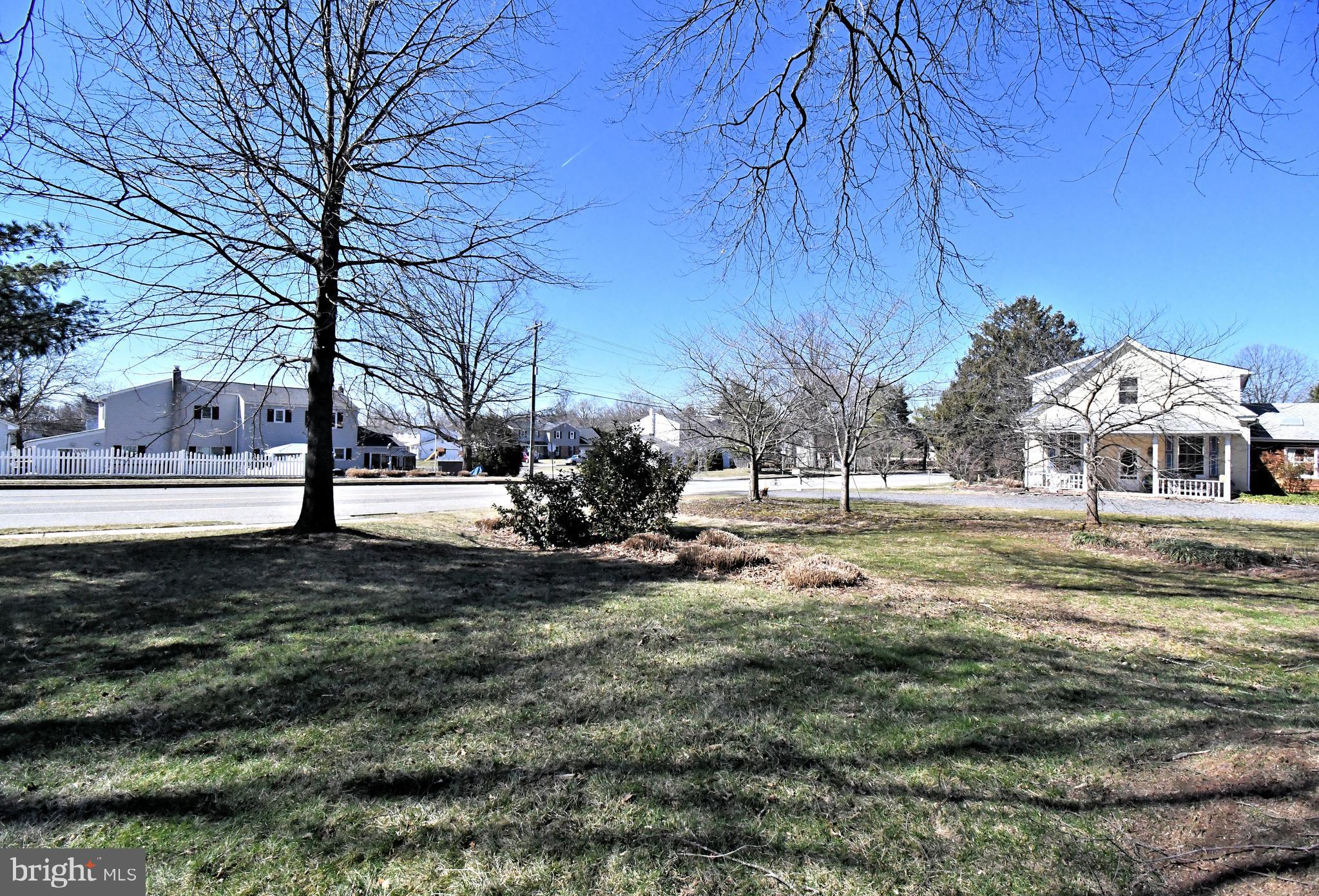 PENNFIELD MANOR - Residential