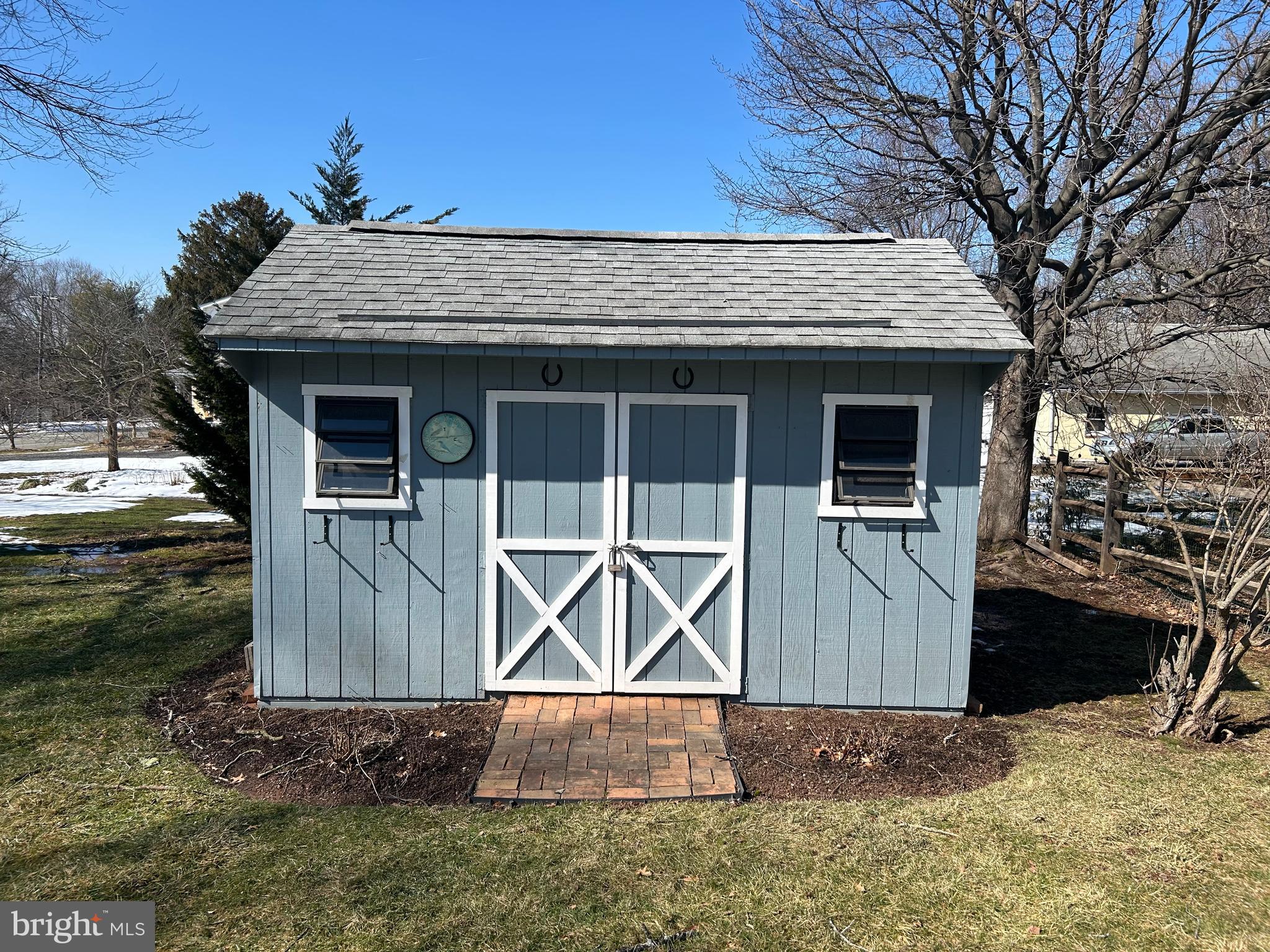 PENNFIELD MANOR - Residential