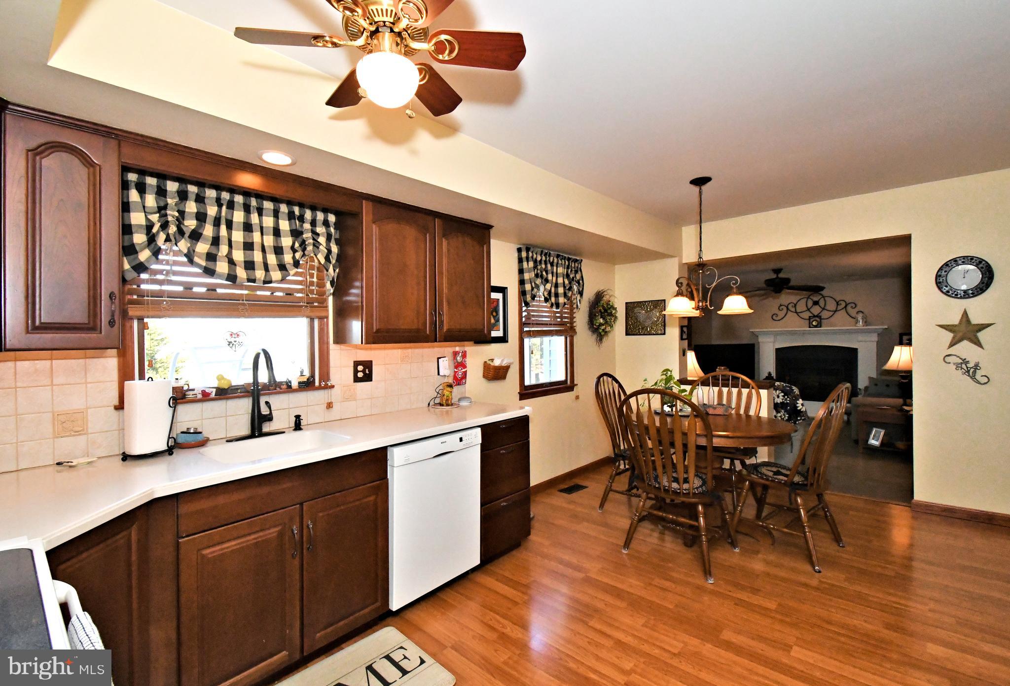 PENNFIELD MANOR - Residential