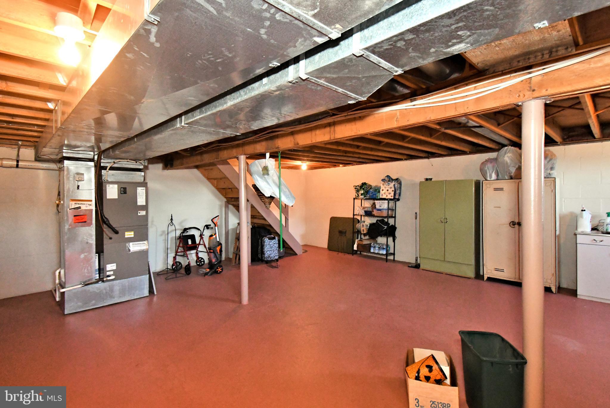 PENNFIELD MANOR - Residential