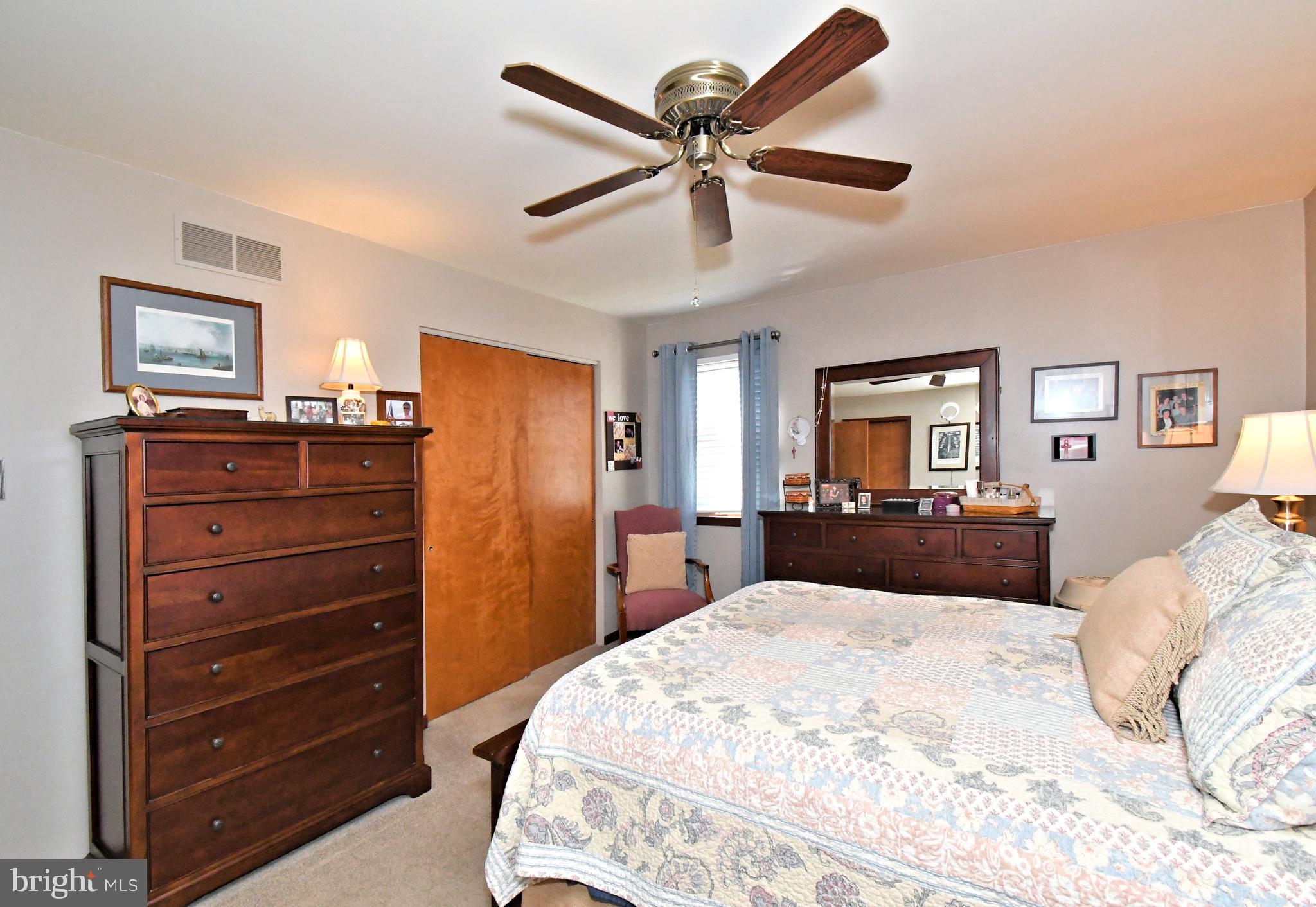 PENNFIELD MANOR - Residential