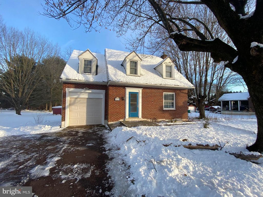 Photo of 2012 Old Forty Foot Road, HARLEYSVILLE, PA 19438 (MLS # PAMC2163874)