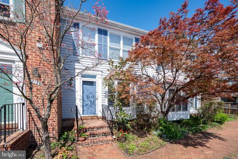 2124 N TAZEWELL COURT ARLINGTON VA 22207