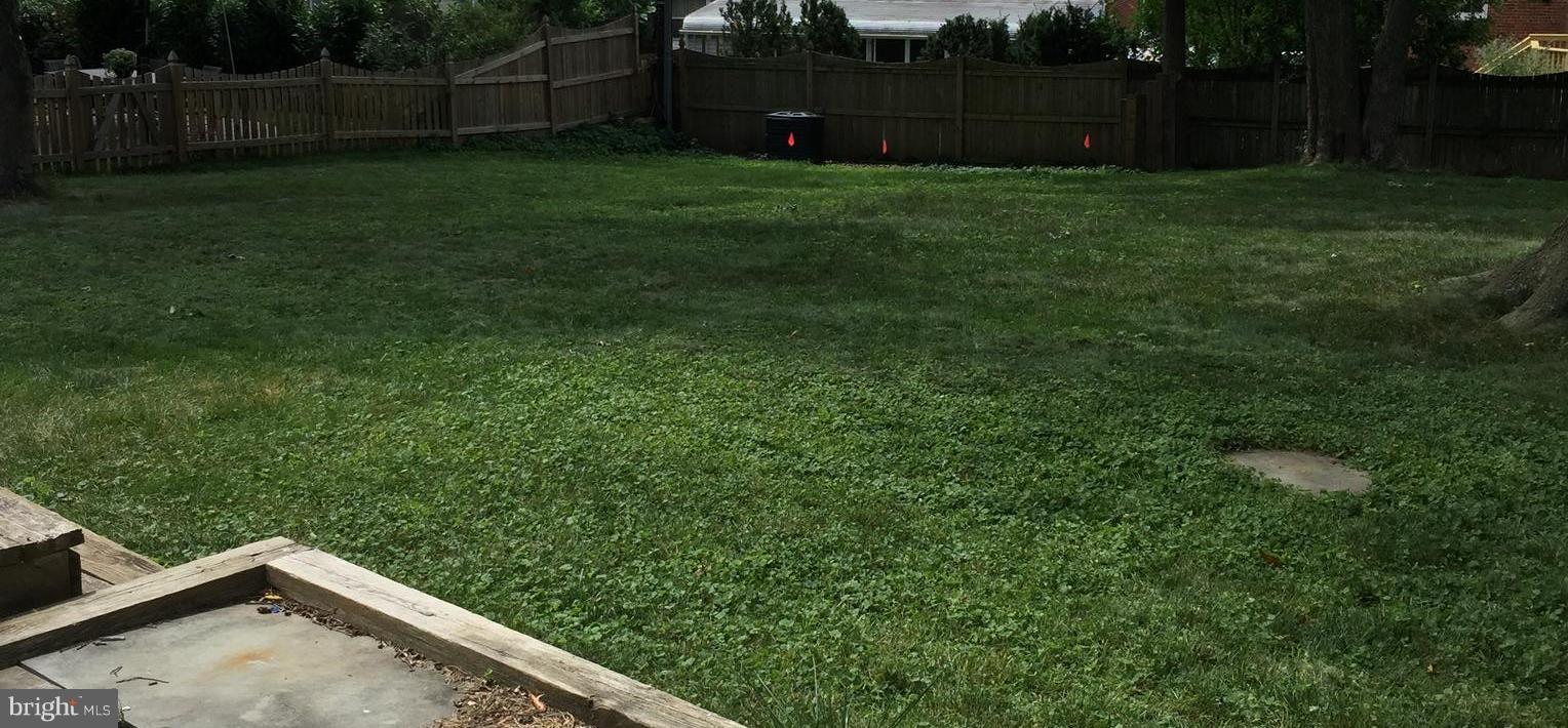 WAVERLY HILLS - Residential