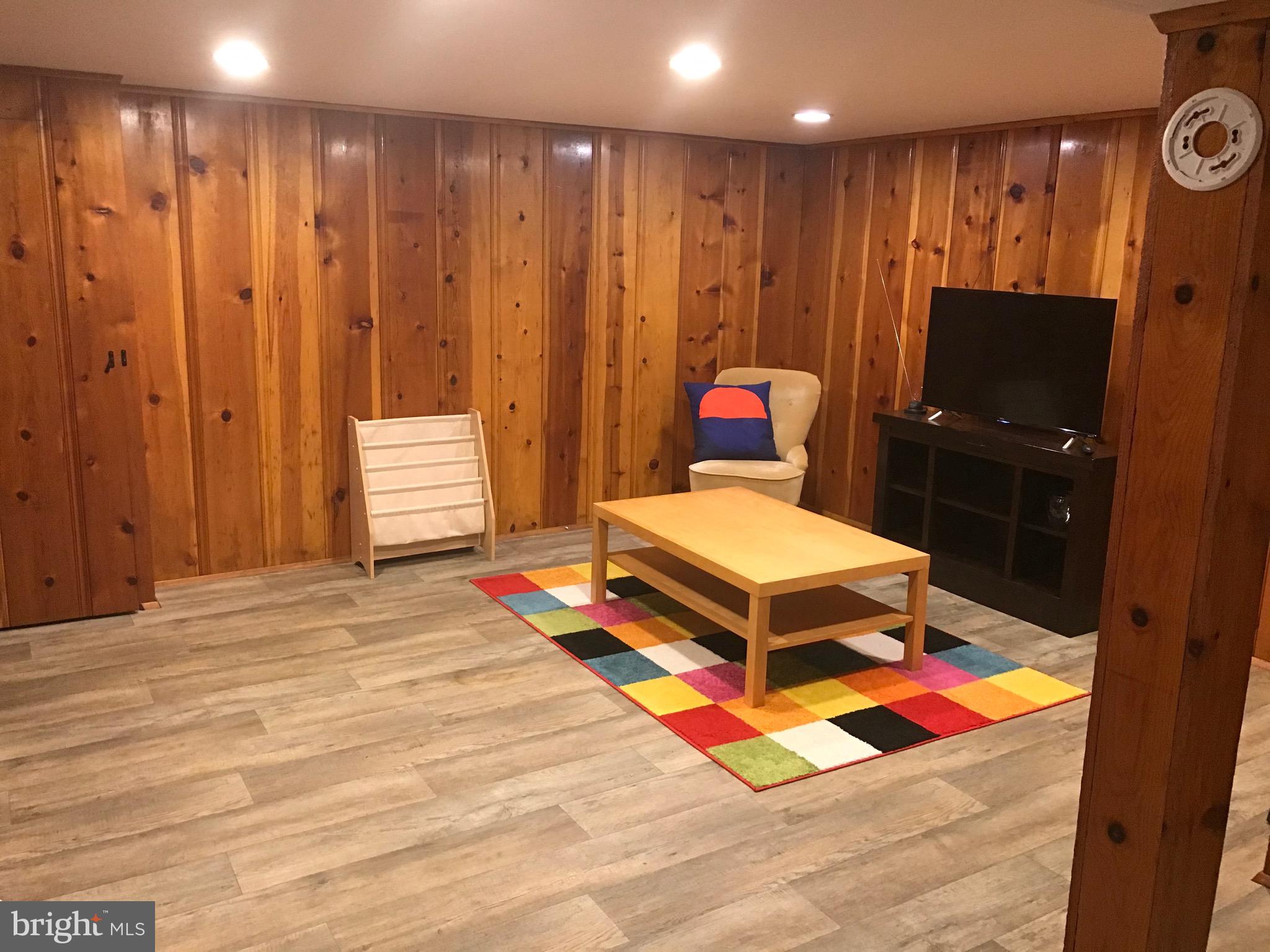 EASTCREST - Residential