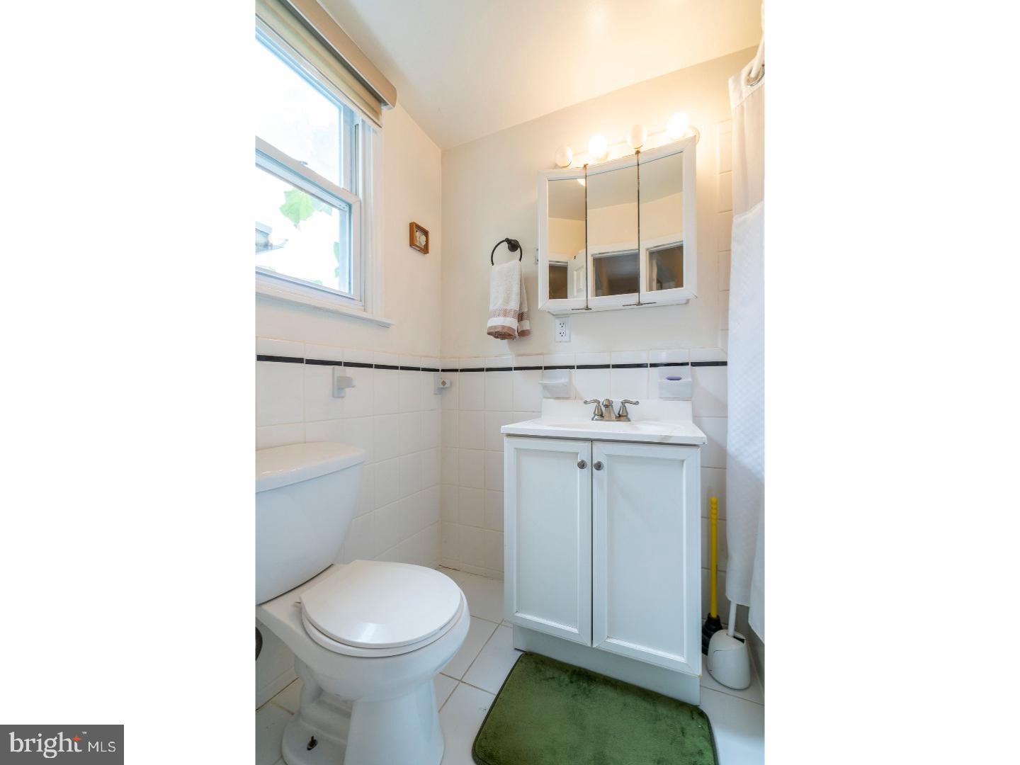 GRADUATE HOSPITAL - Residential Lease