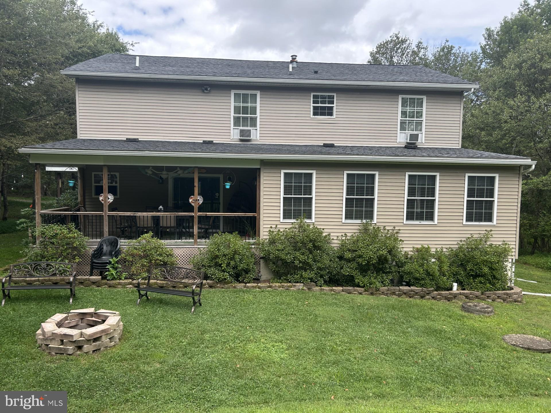 MOUNT POCOHONTAS - Residential