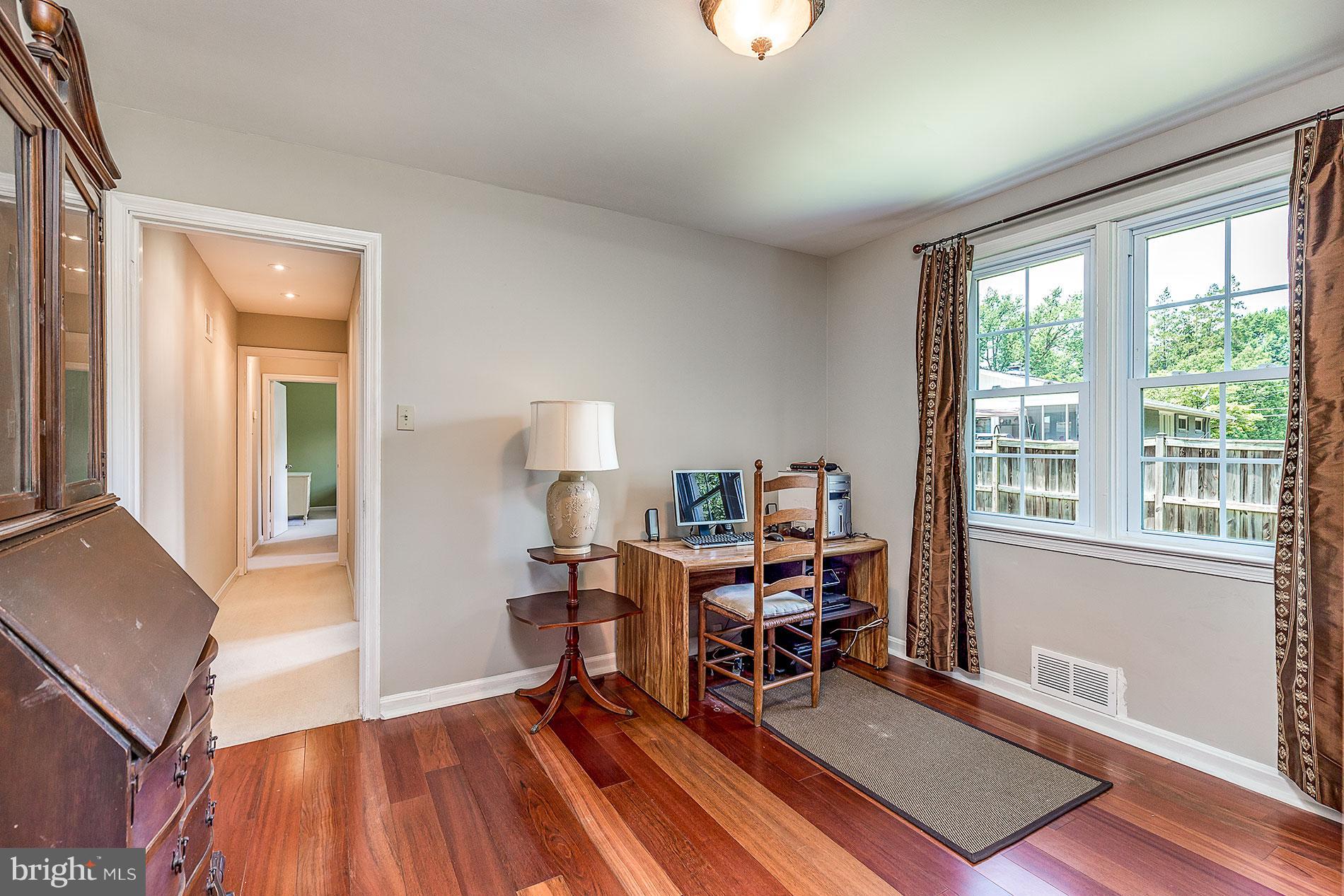 VAN DE VANTER FARM - Residential