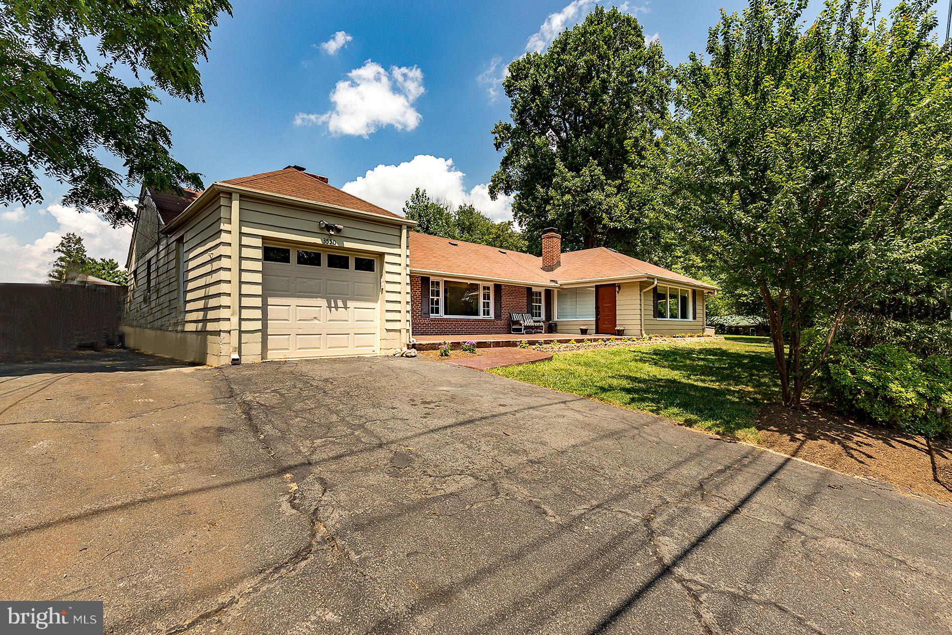 VAN DE VANTER FARM - Residential
