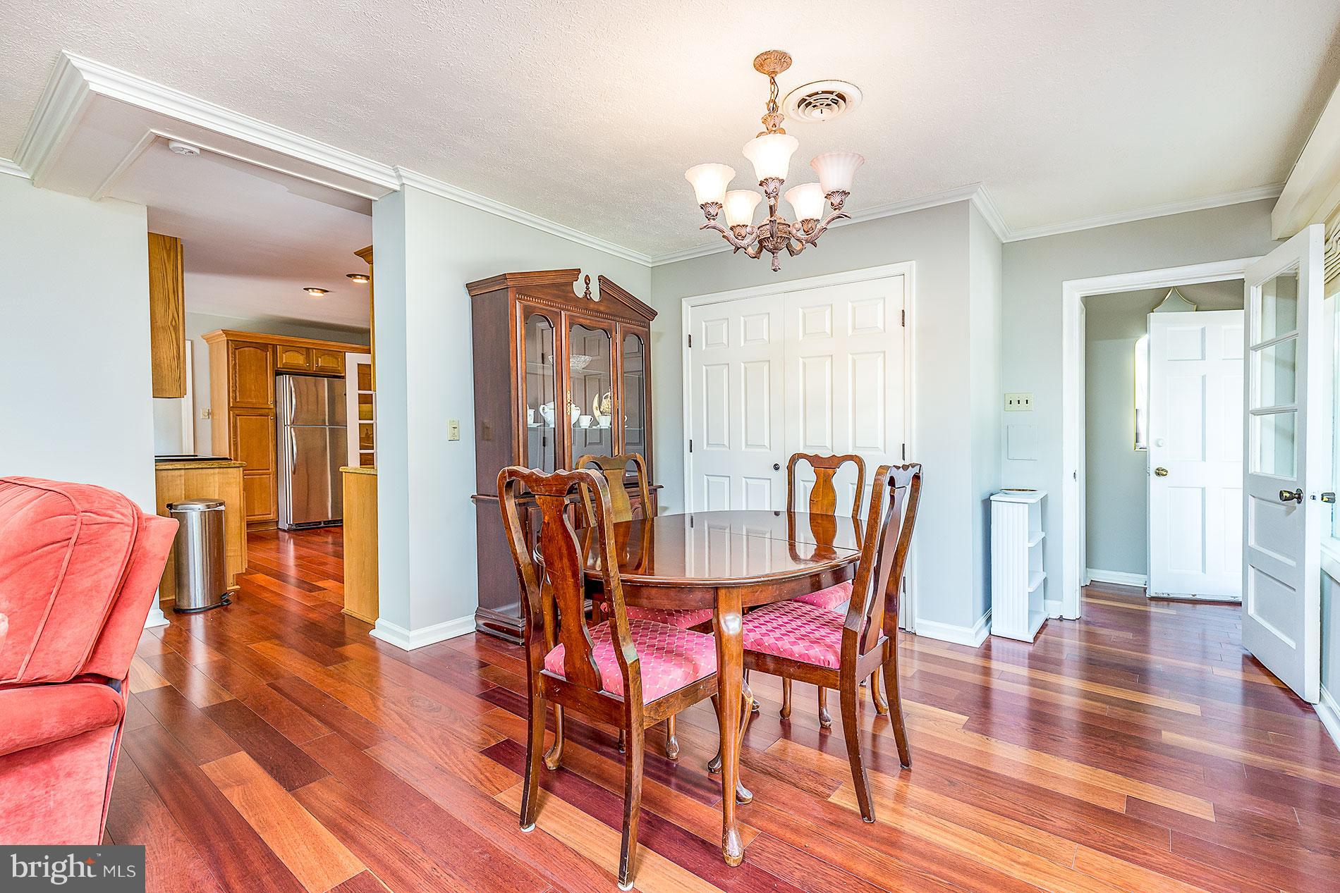 VAN DE VANTER FARM - Residential