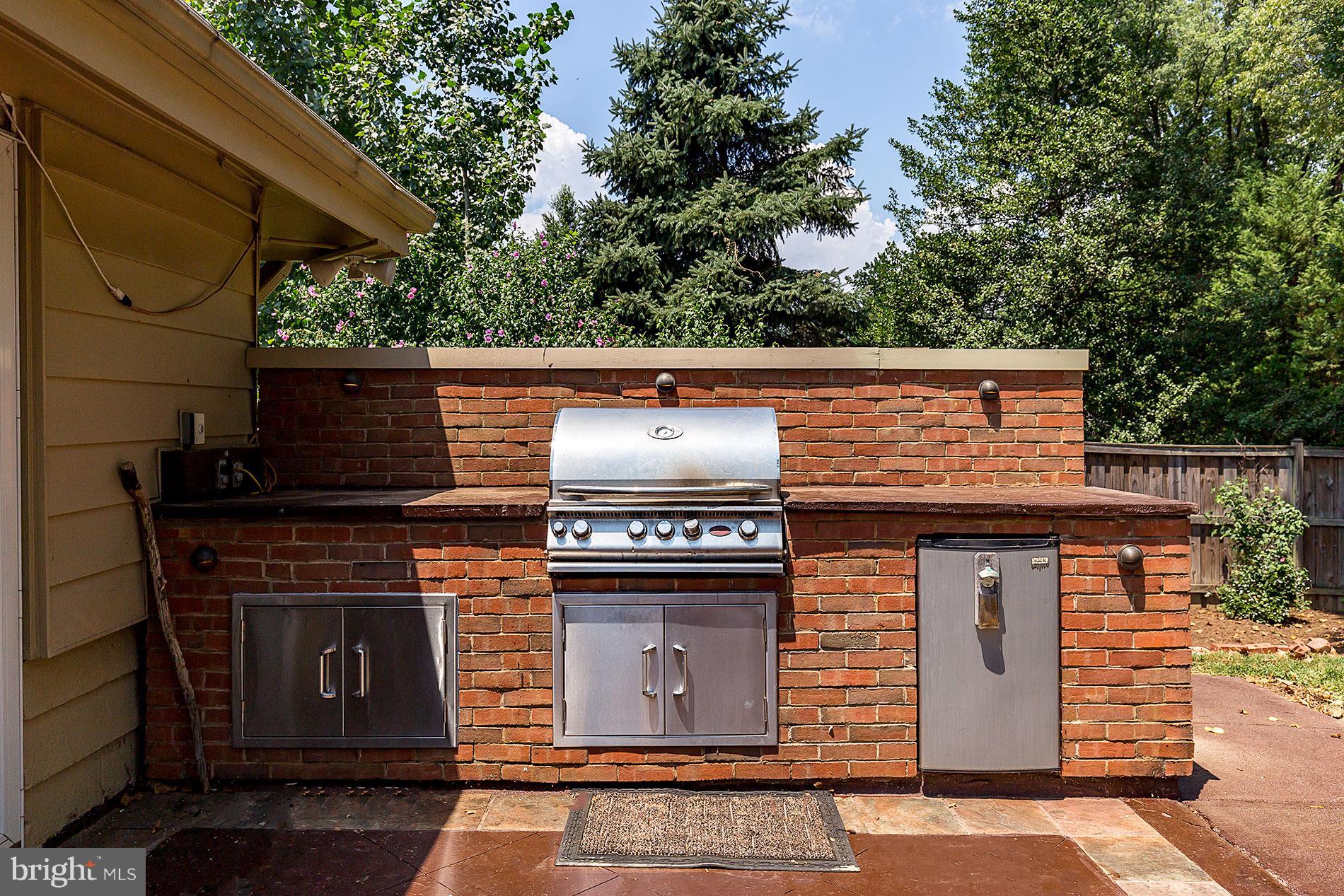 VAN DE VANTER FARM - Residential