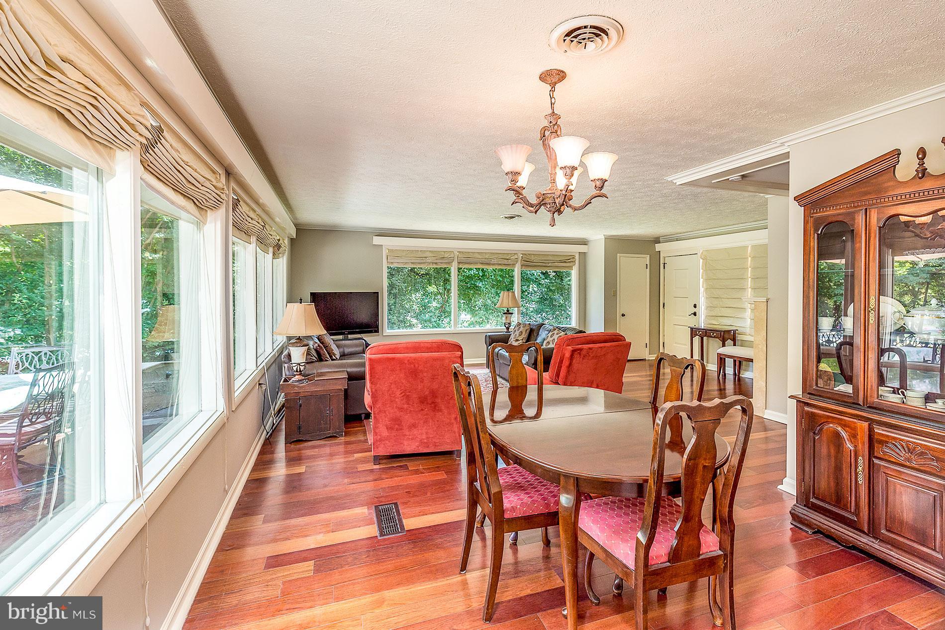 VAN DE VANTER FARM - Residential