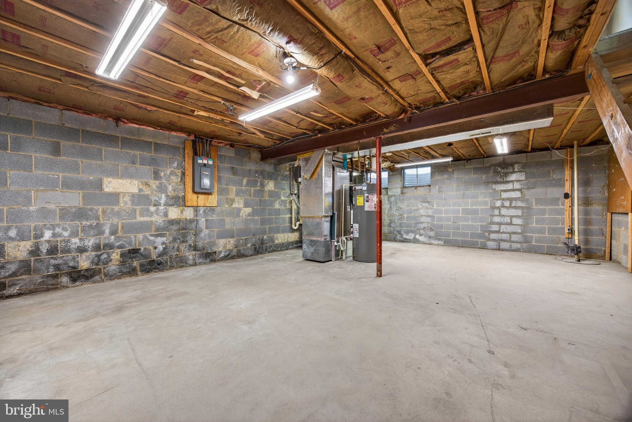 WEDGEWOOD FOREST - Residential