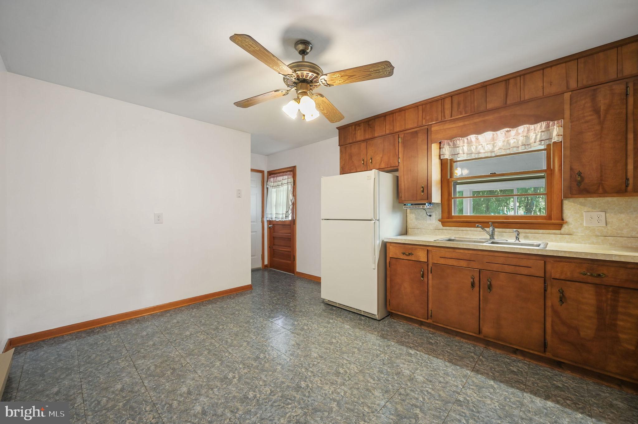 BROOKDALE HGTS - Residential