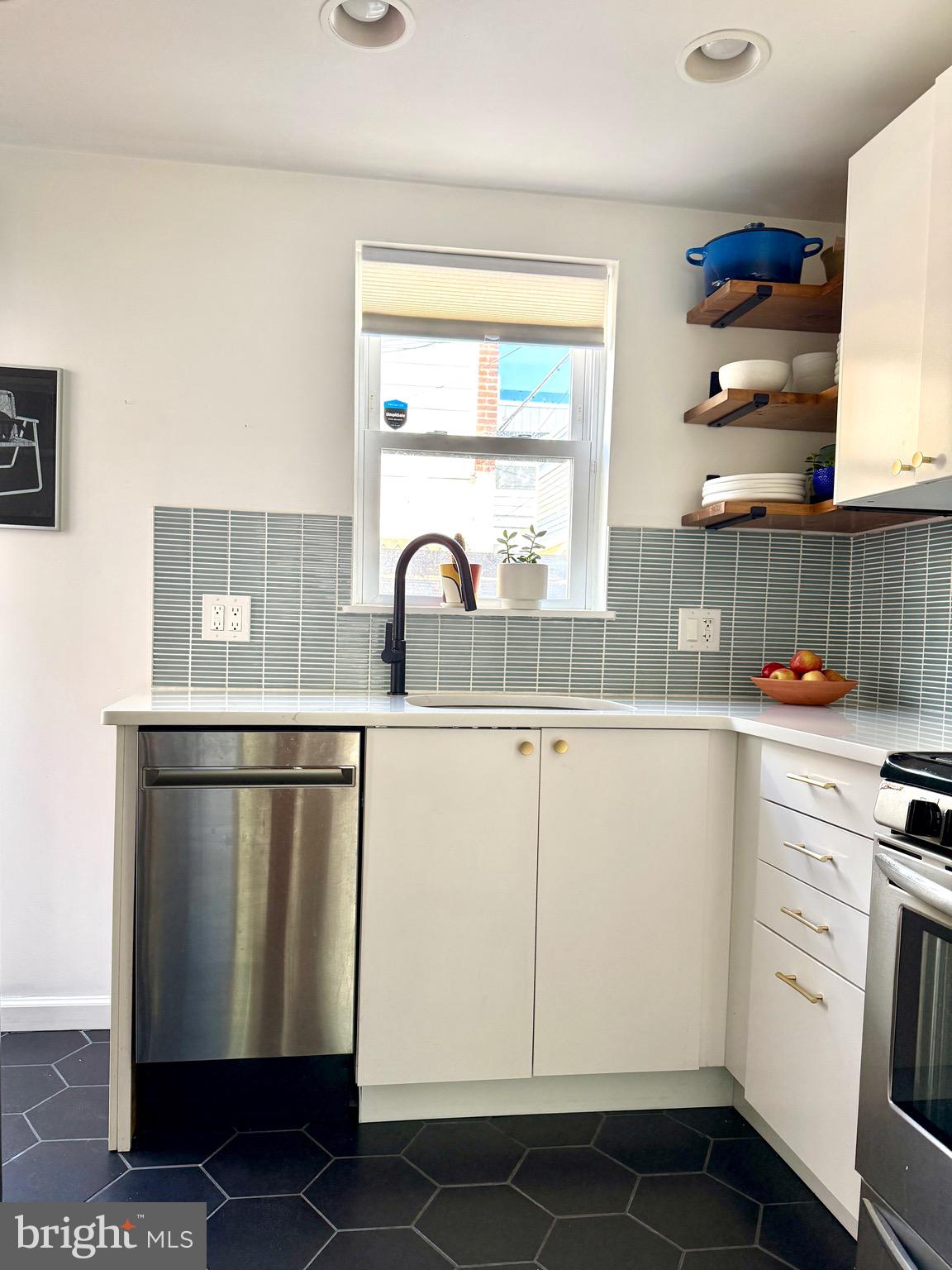 NEWBOLD - Residential