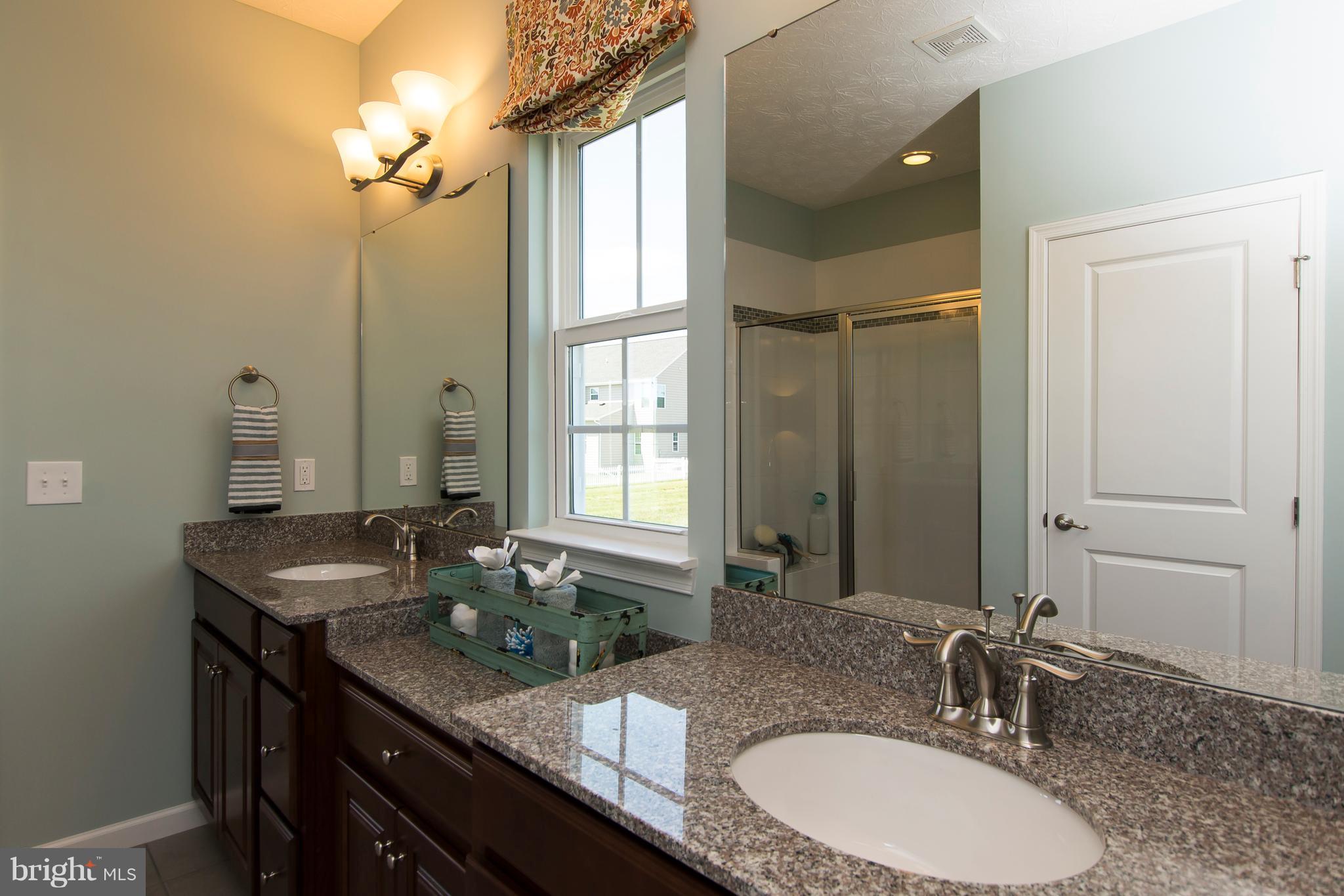 TWO RIVERS - Residential