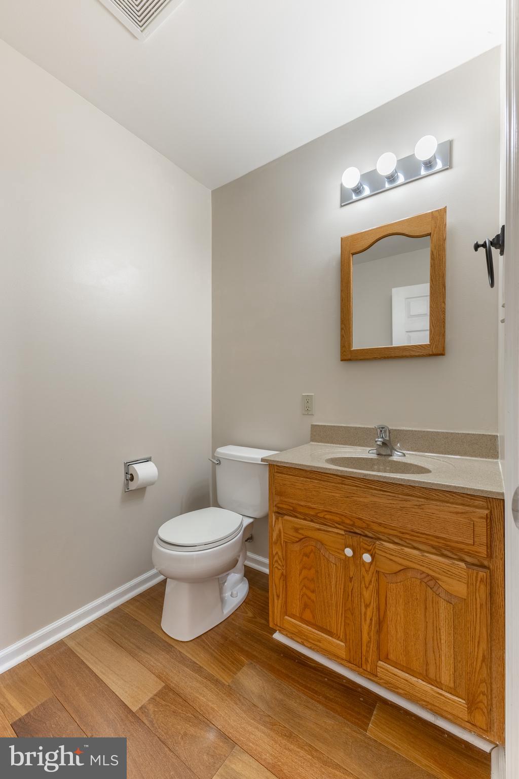 STONEHENGE - Residential