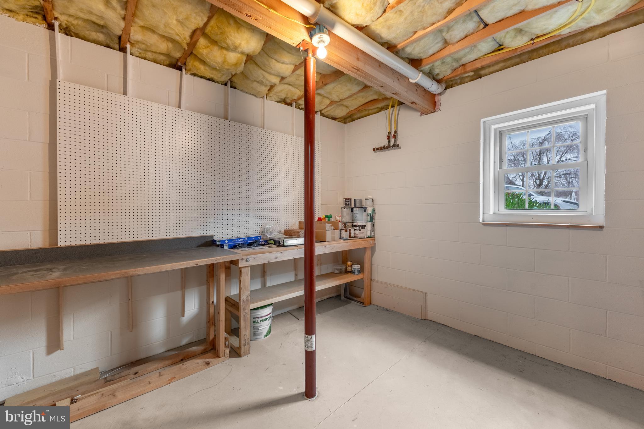 STONEHENGE - Residential