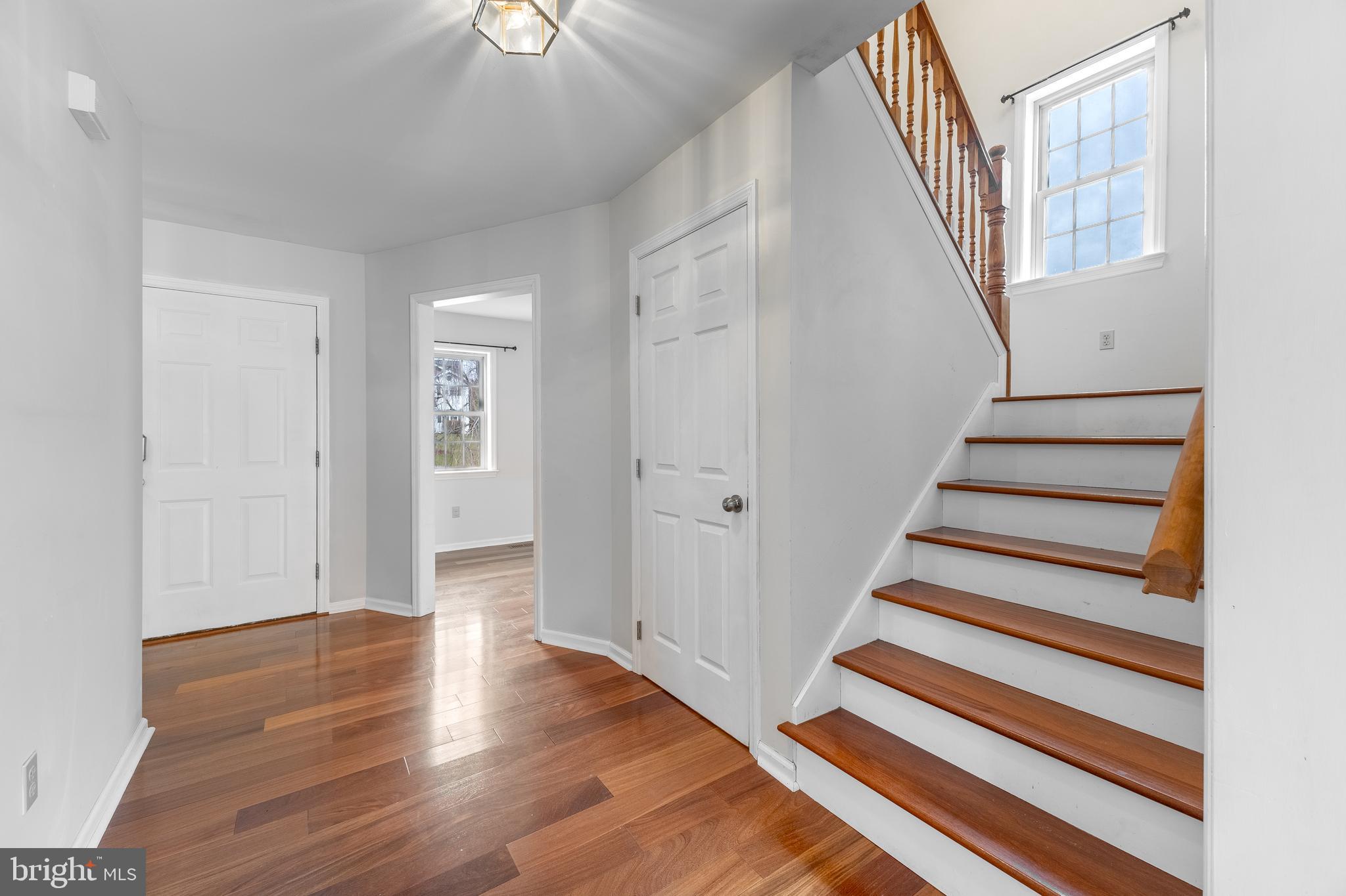 STONEHENGE - Residential