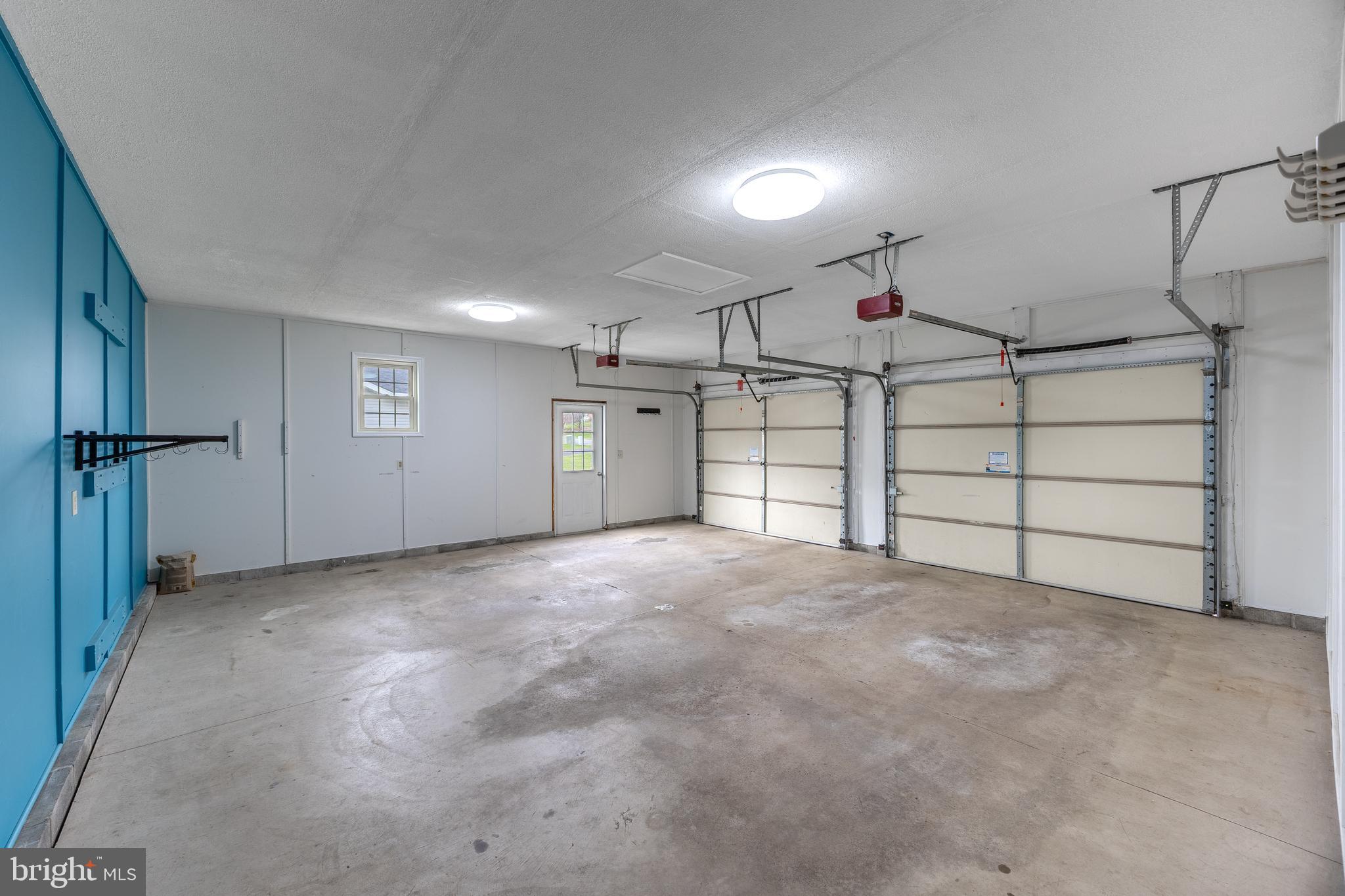 STONEHENGE - Residential