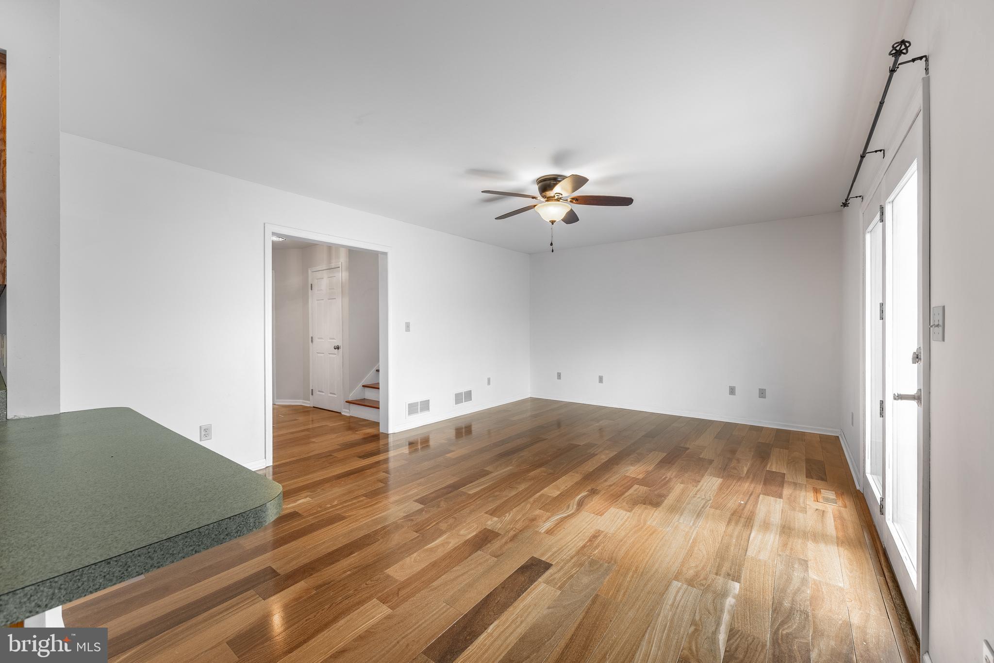 STONEHENGE - Residential