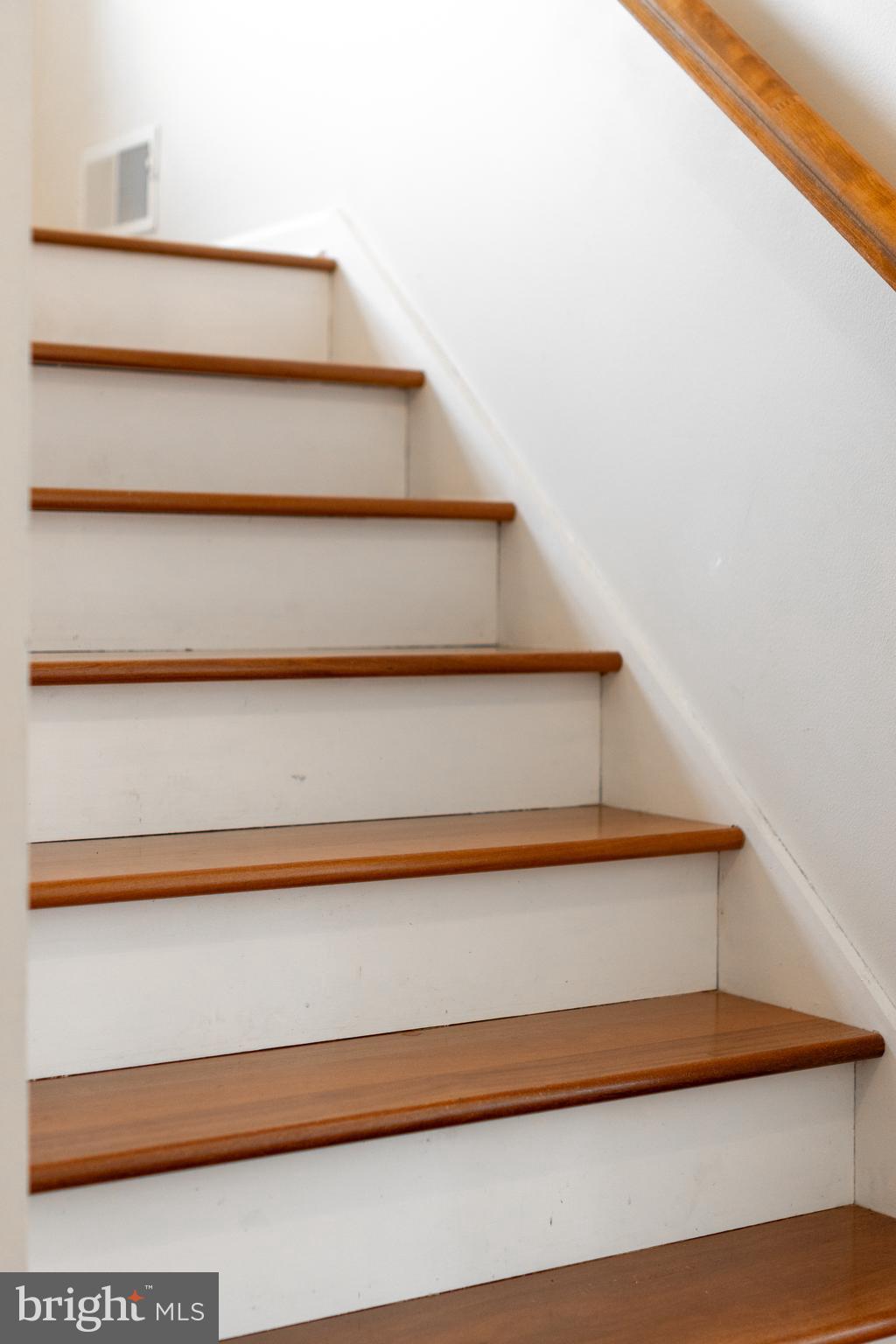 STONEHENGE - Residential