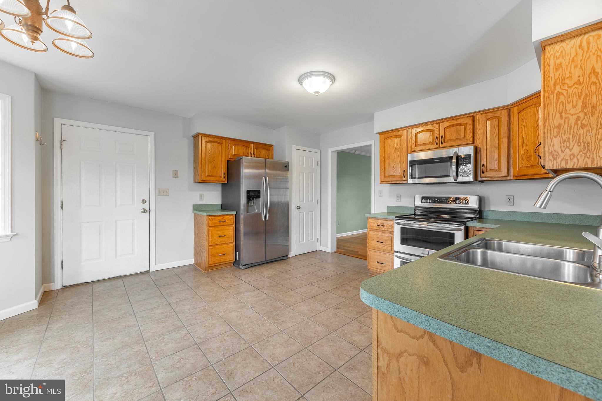 STONEHENGE - Residential