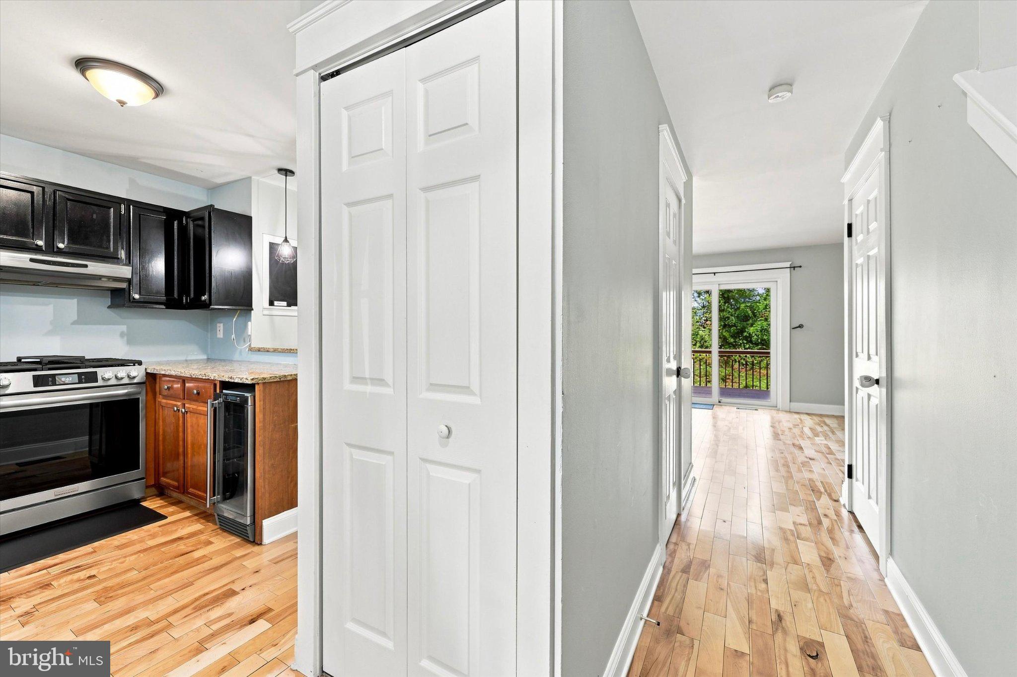 372 SCOLA ROAD