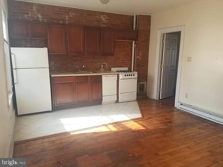 1919 SPRING GARDEN STREET UNIT 3F